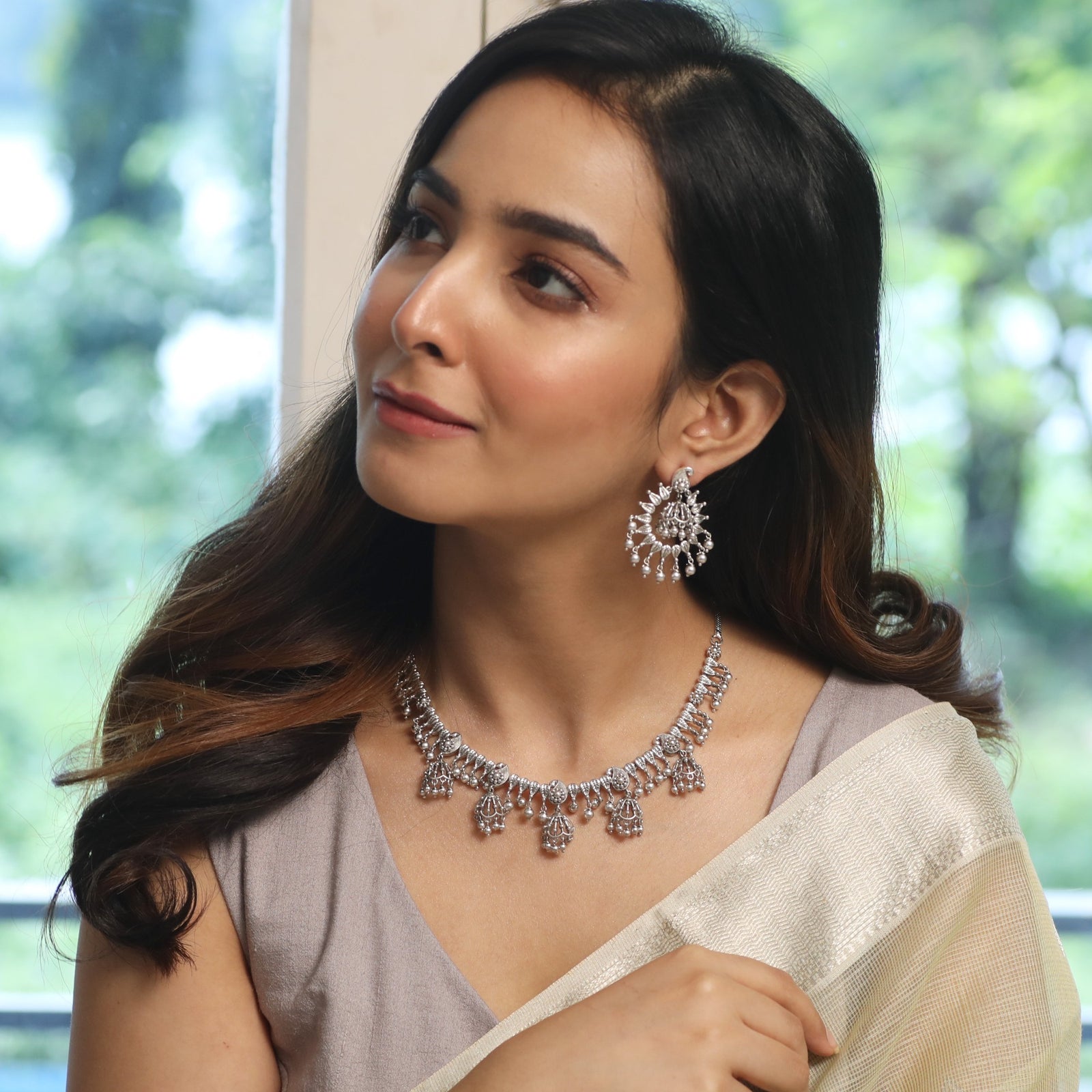 8 Necklace Designs for the Flawless Look