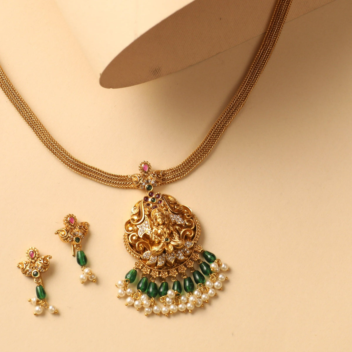 Yasmin Antique Necklace Set