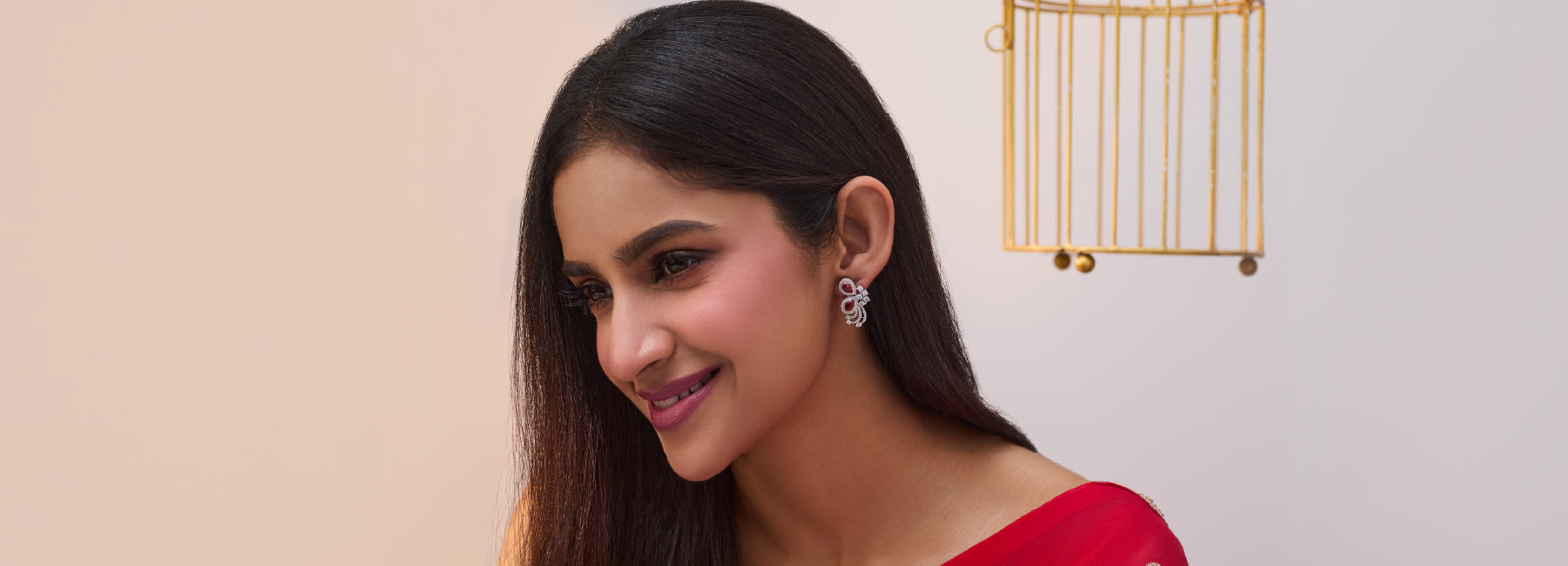 The Art of Minimalism: Stud Earrings as the Season’s Biggest Trend