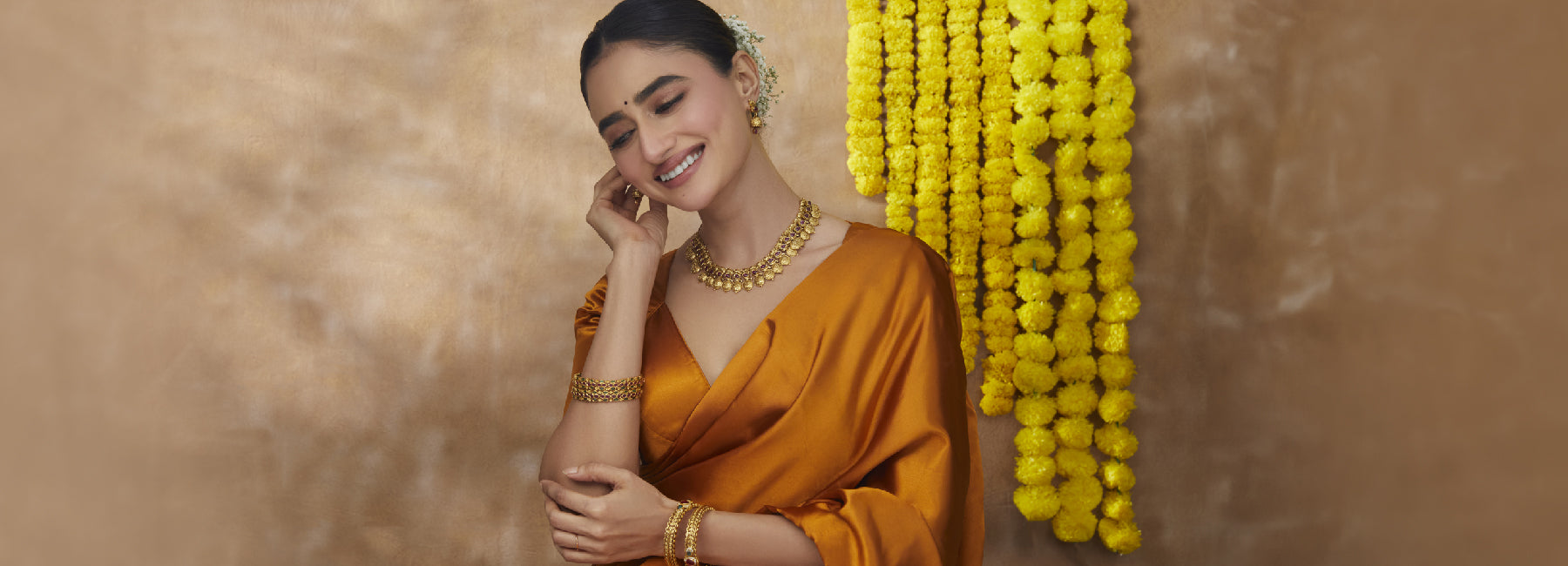 The Art and Craftsmanship Behind Traditional Indian Jewelry Types 