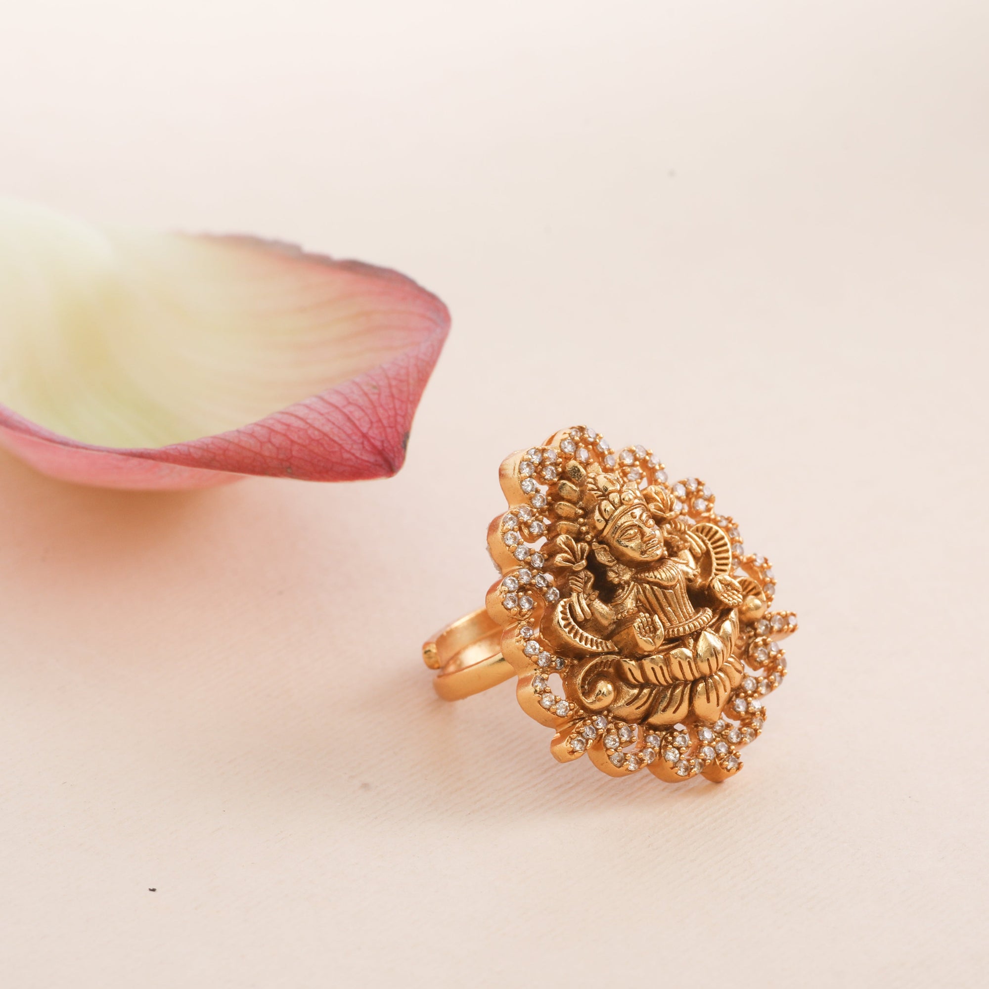 Sudeshna Antique Finger Ring