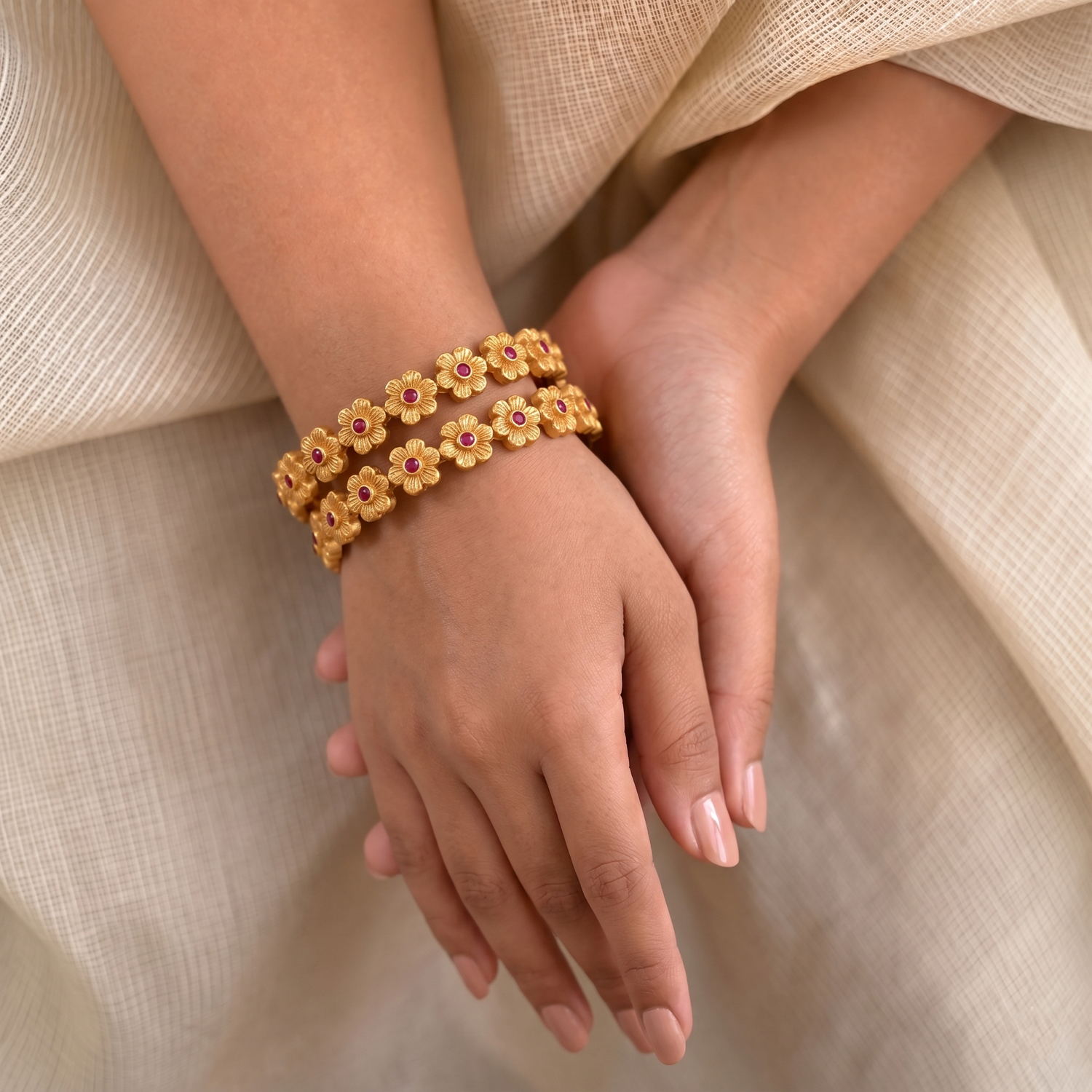 Bhavya Antique Red Floral Bangles