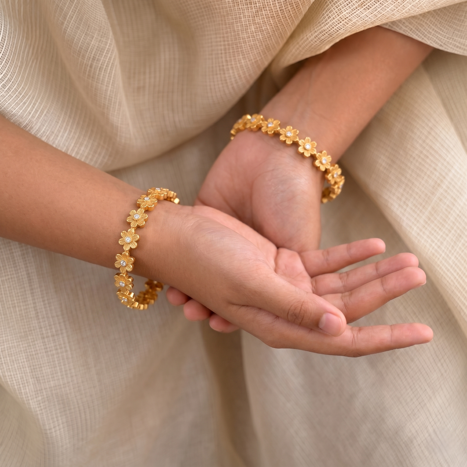 Bhavya Antique White Floral Bangles