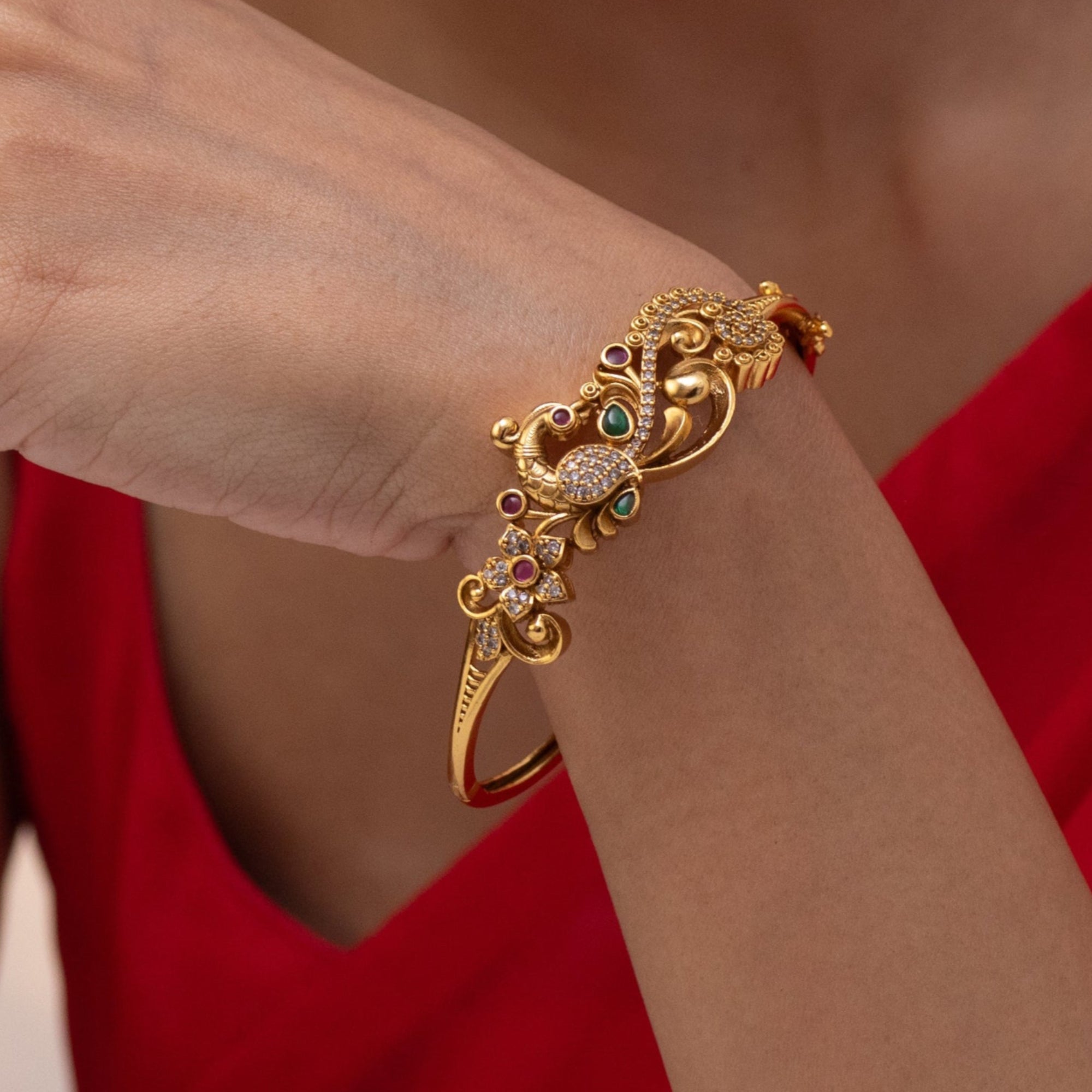 Madhavi Antique Bracelet