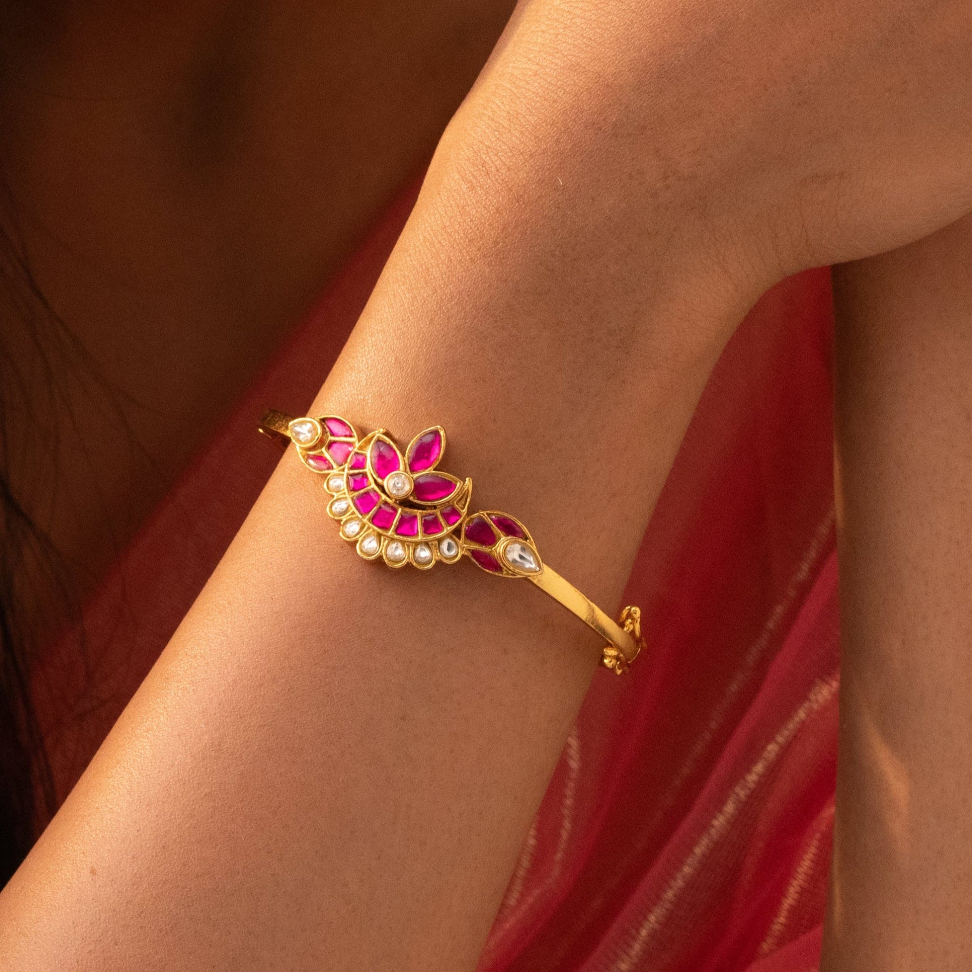 Ishya Antique Bracelet