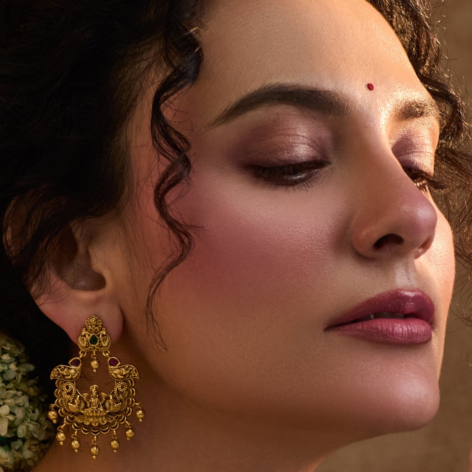 Iratri Antique Chandbali Earrings