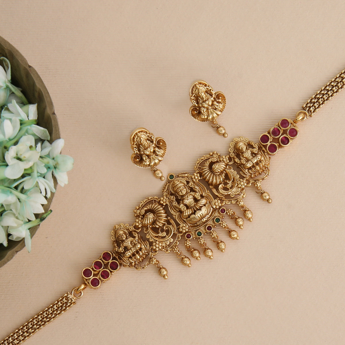 Divyanka Antique Choker Set