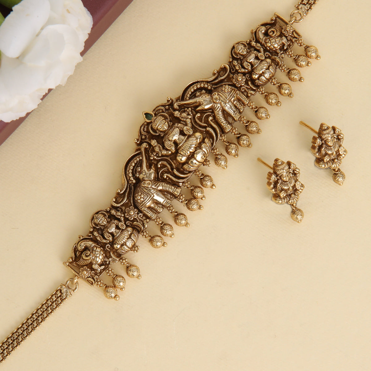 Lakshira Antique Choker Set