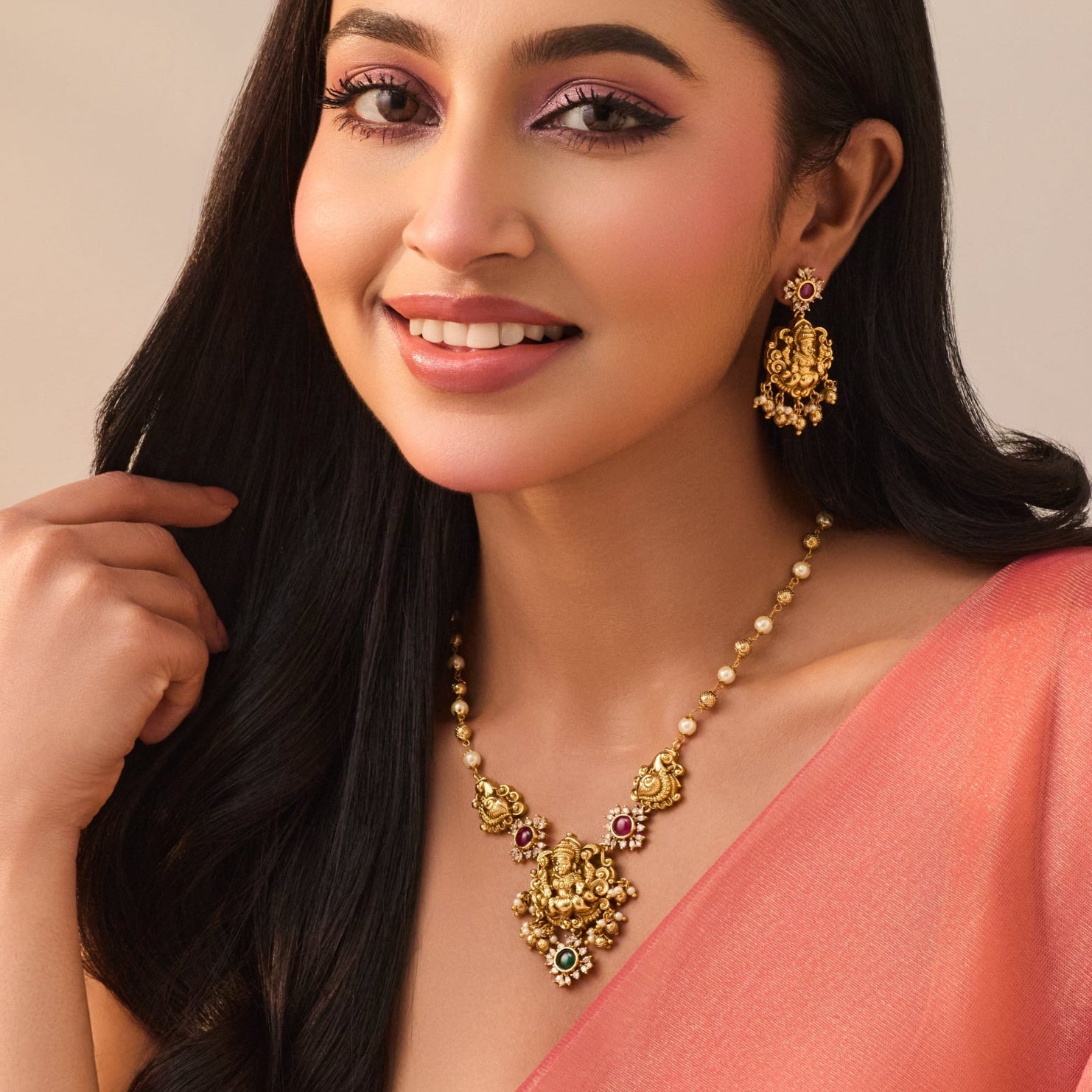 Satakshi Antique Pendant Set