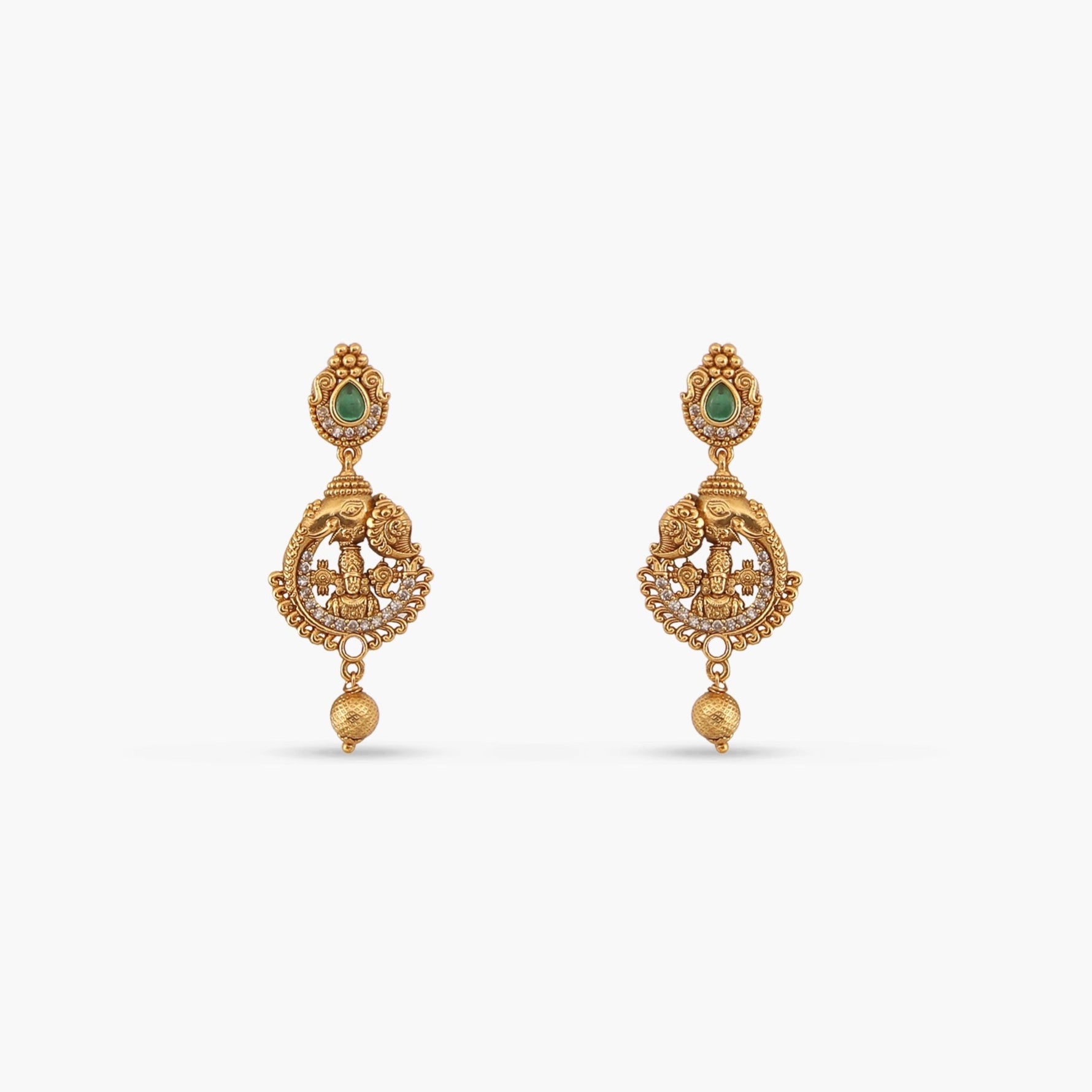 Kriti Antique Pendant Set