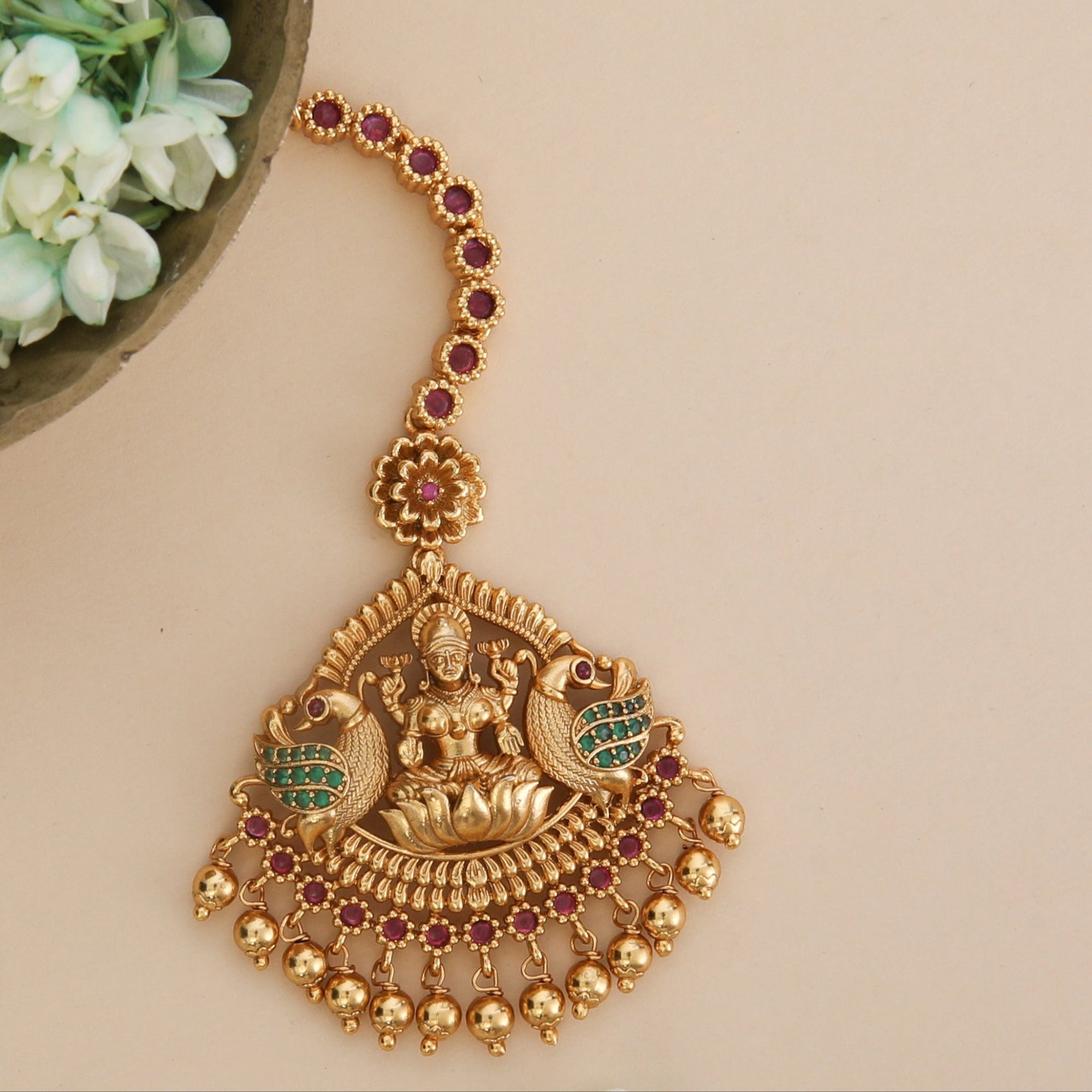 Ashoklata Red Green Antique Maang Tikka