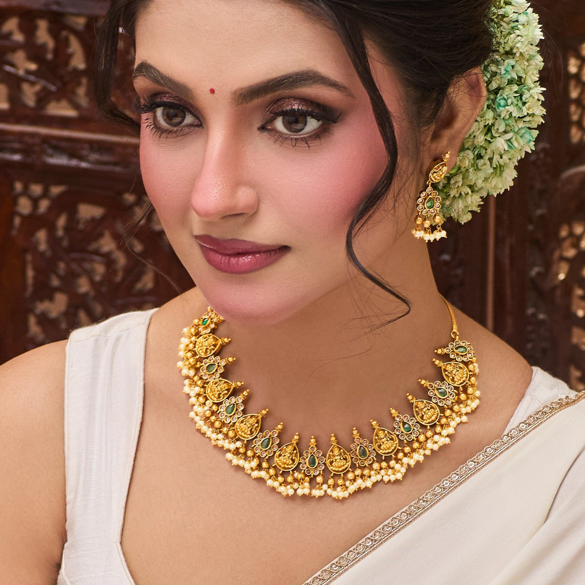 Lakshya Antique Necklace Set