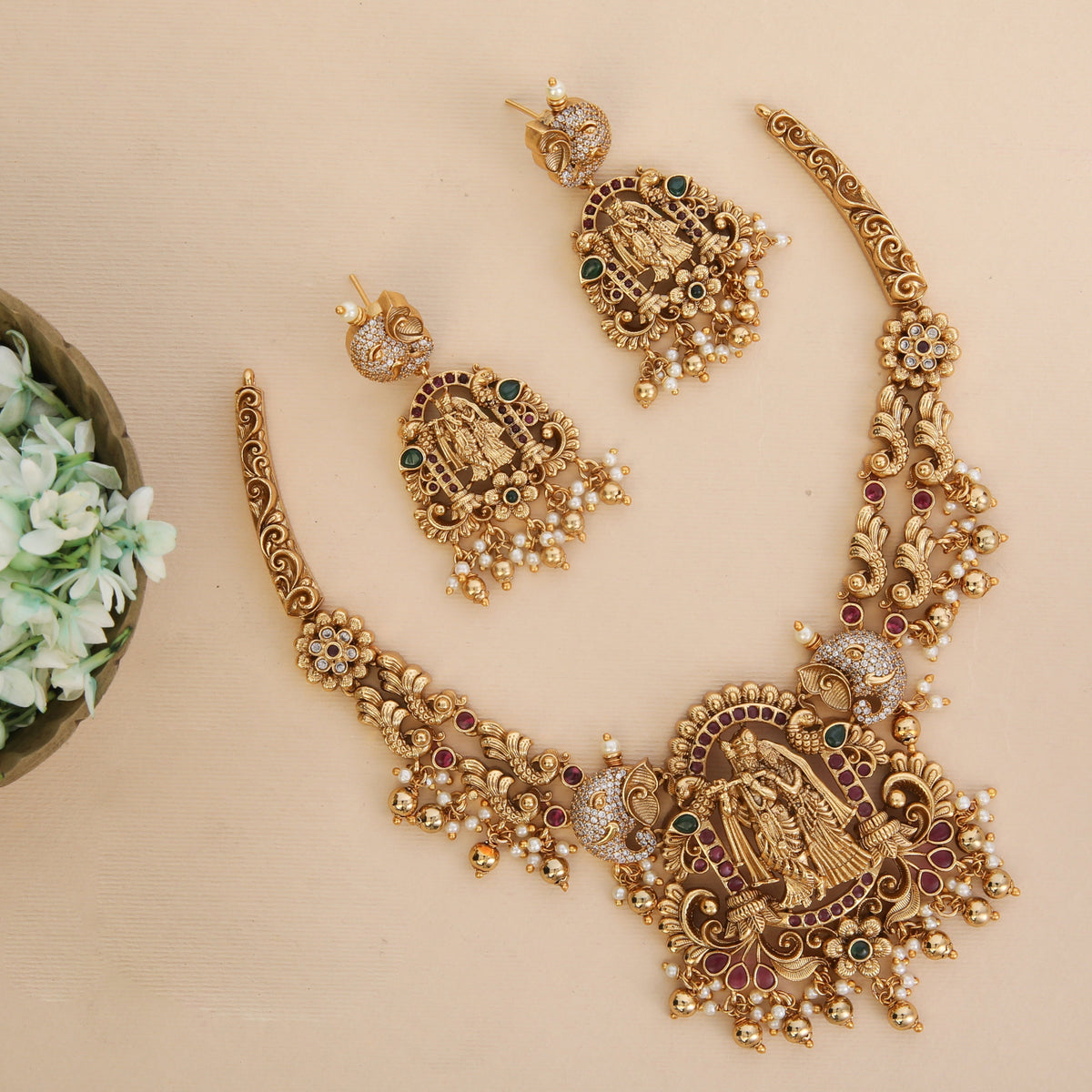 Radhika Antique Necklace Set