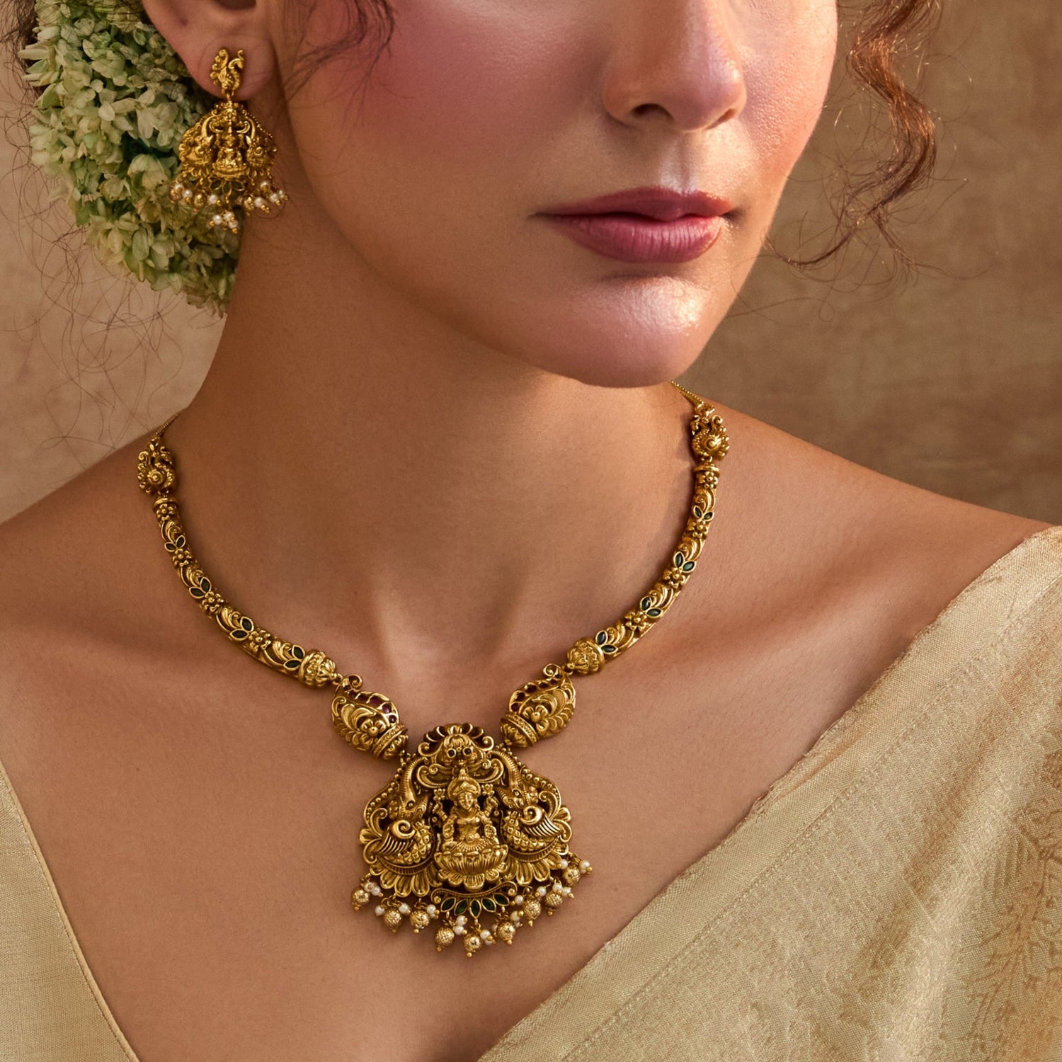 Mahika Laxmi Antique Necklace Set