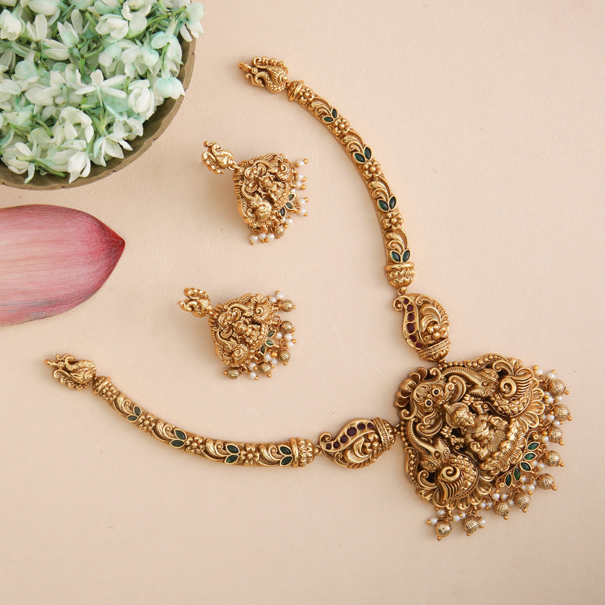 Mahika Laxmi Antique Necklace Set