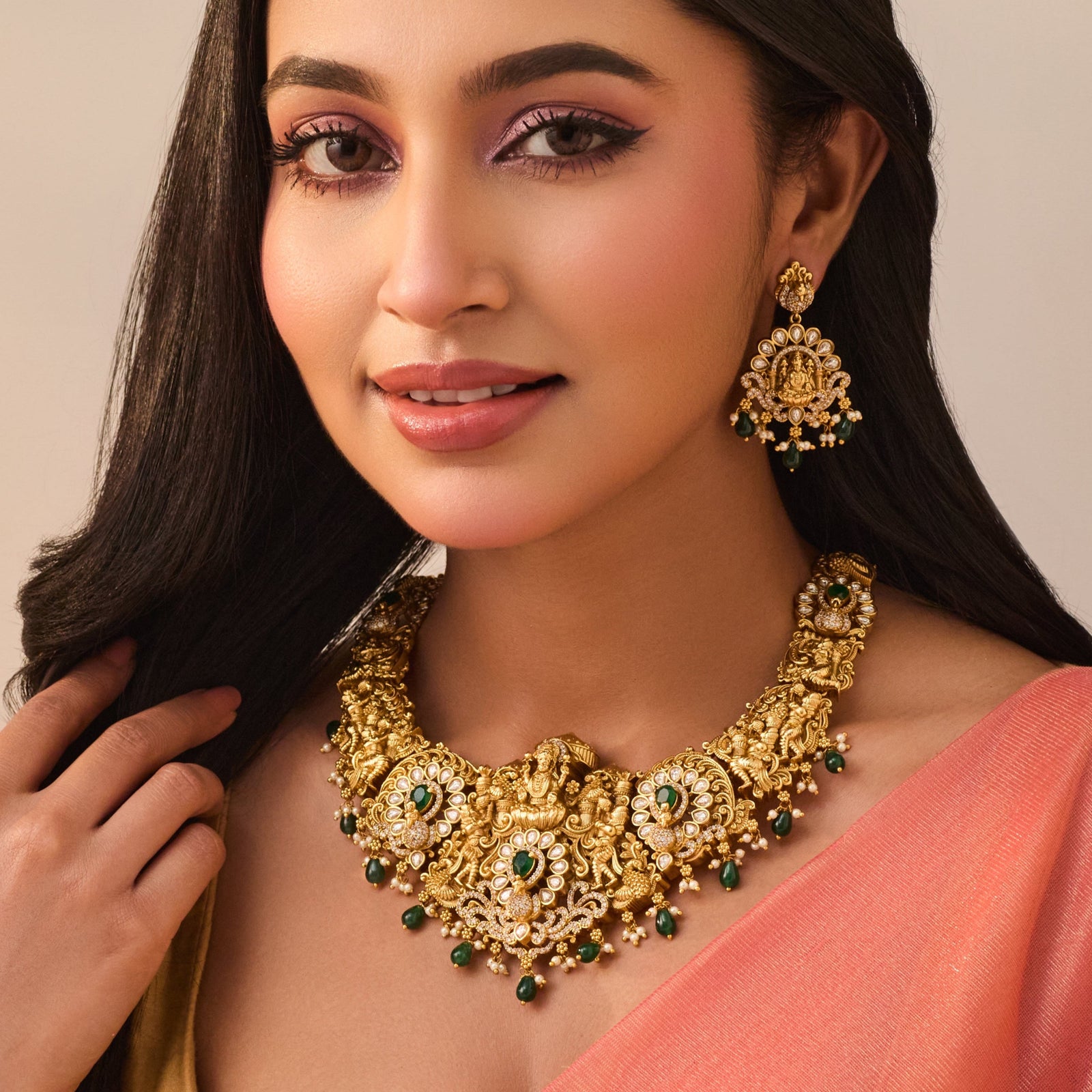 Irita Antique Necklace Set