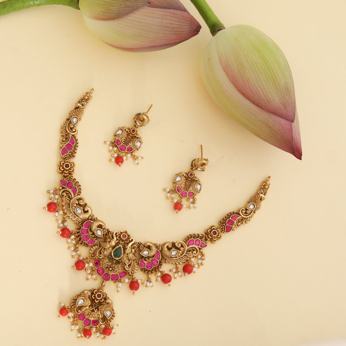 Neelambari Antique Necklace Set