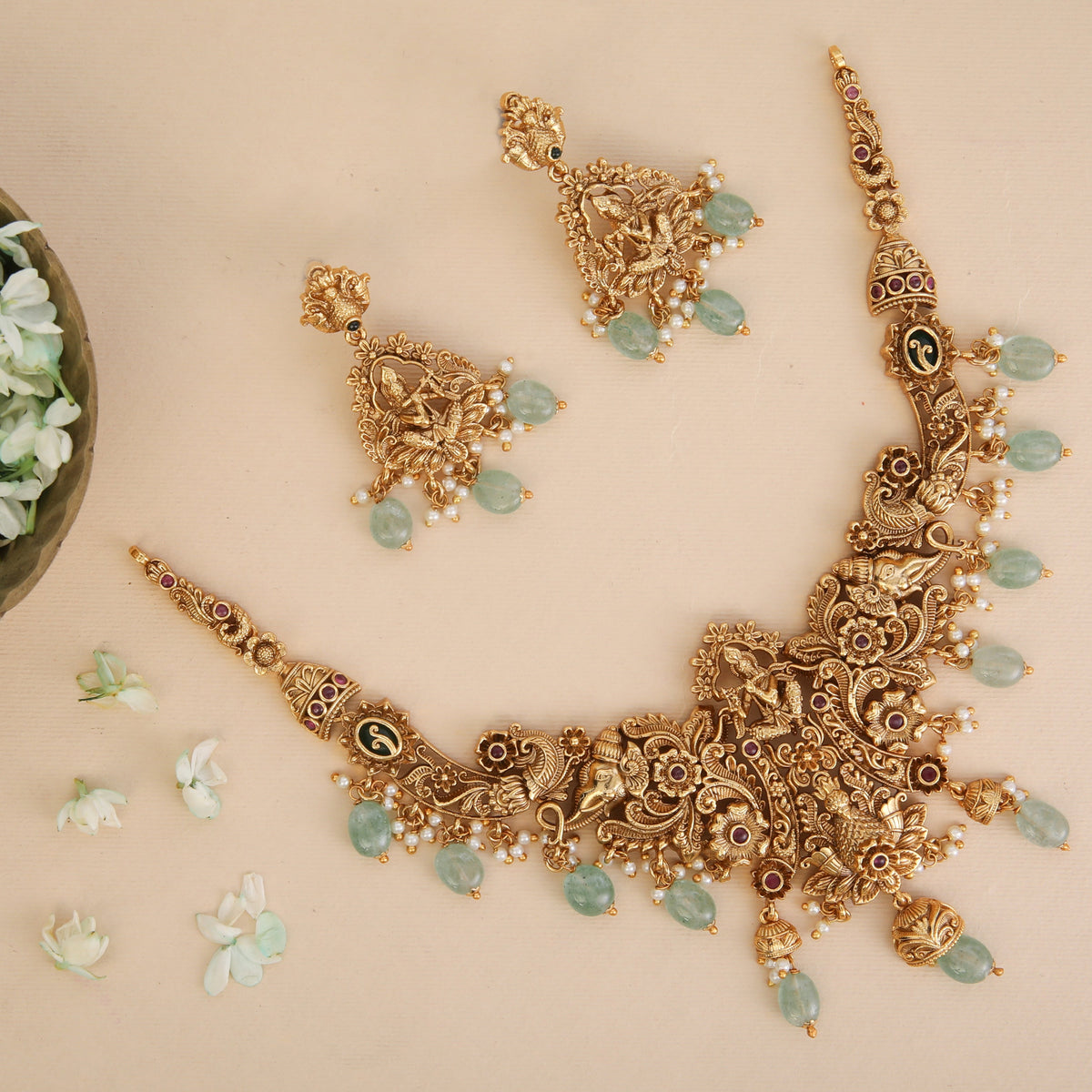 Shayari Antique Necklace Set