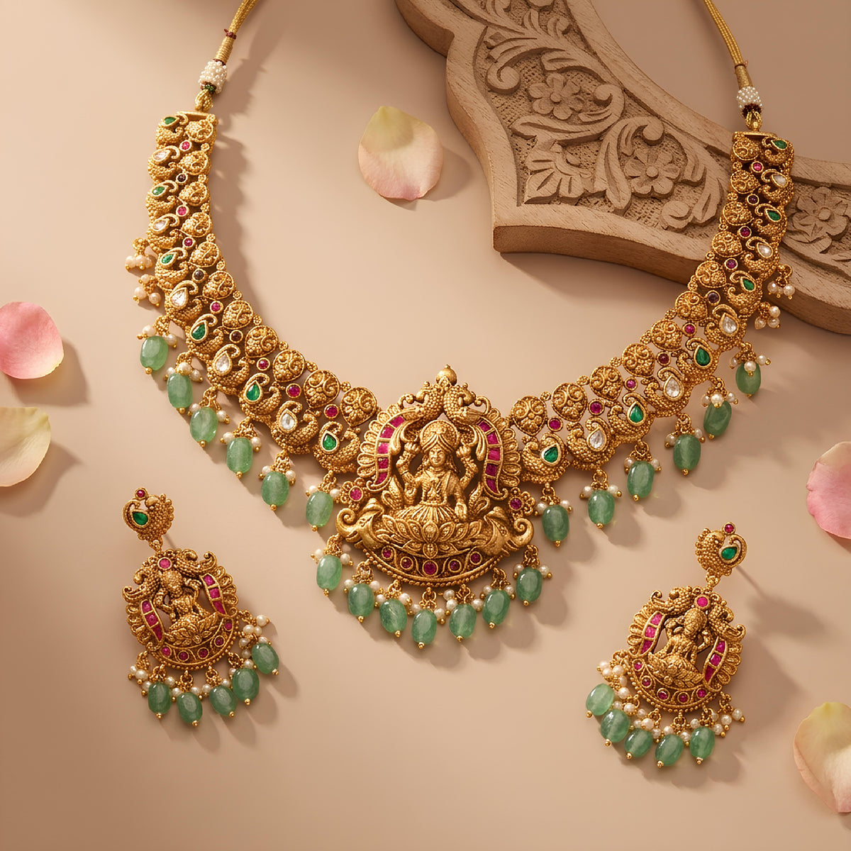 Kavirika Temple Necklace Set