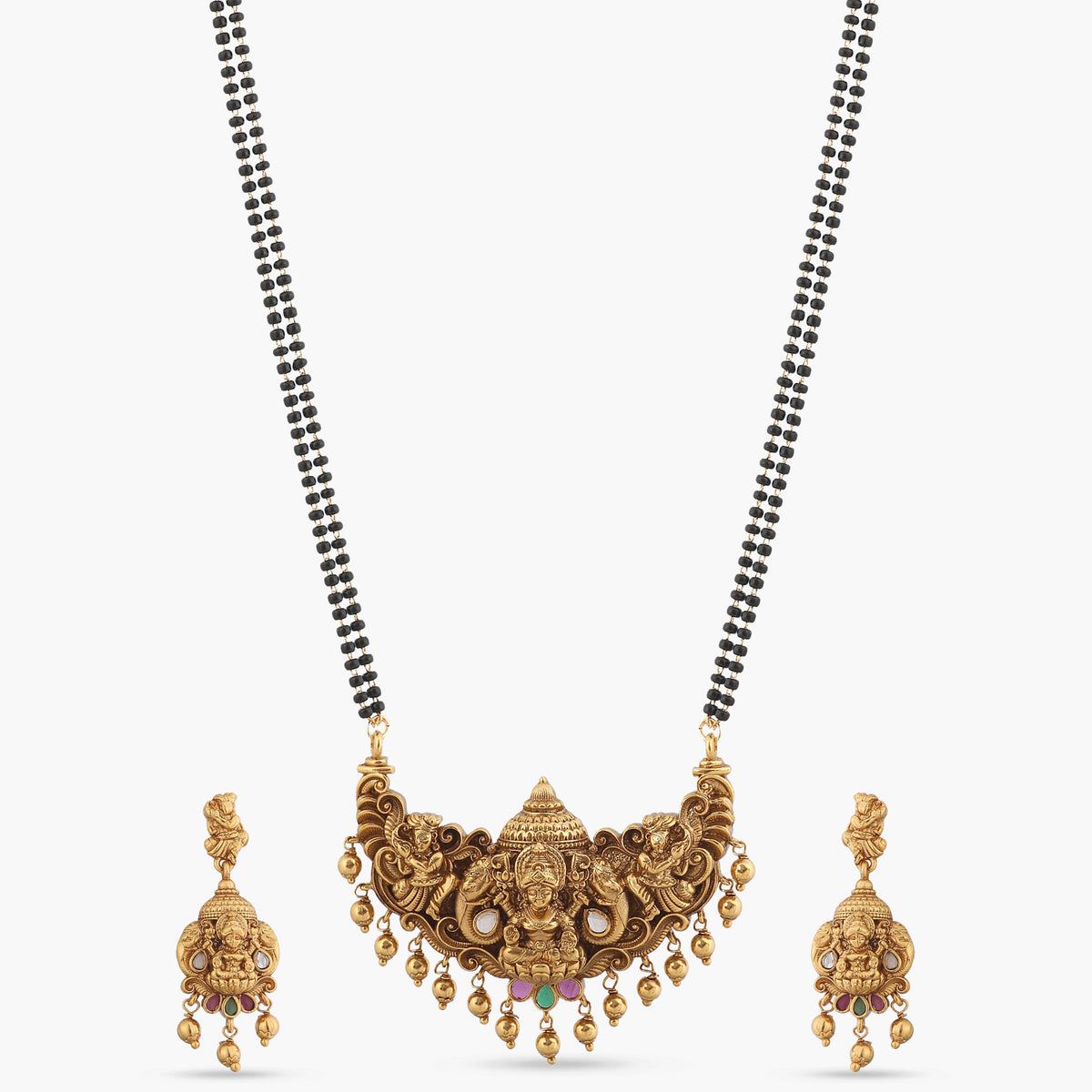Oindrila Antique Black Beads Pendant Set