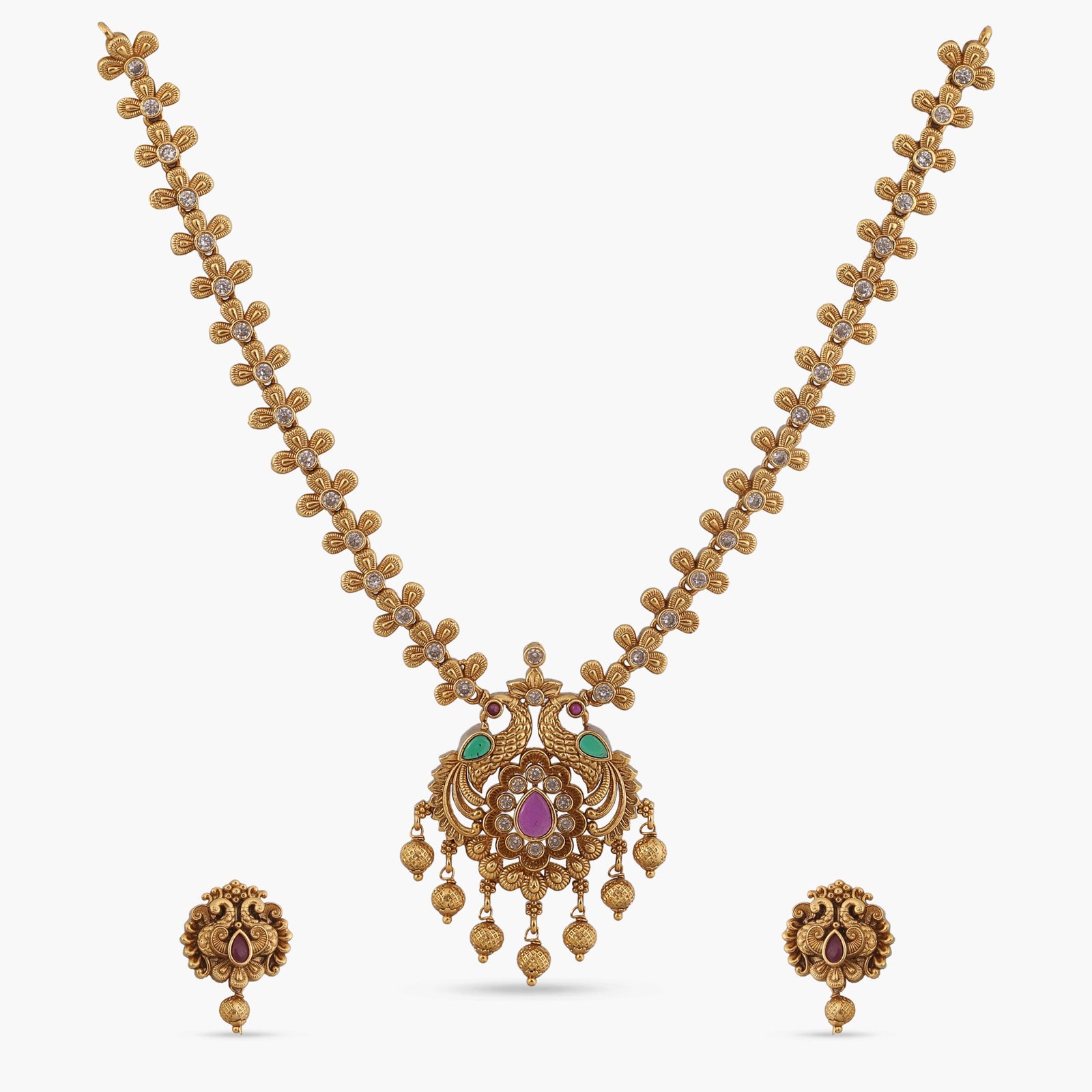 Aarvika Antique Necklace Set