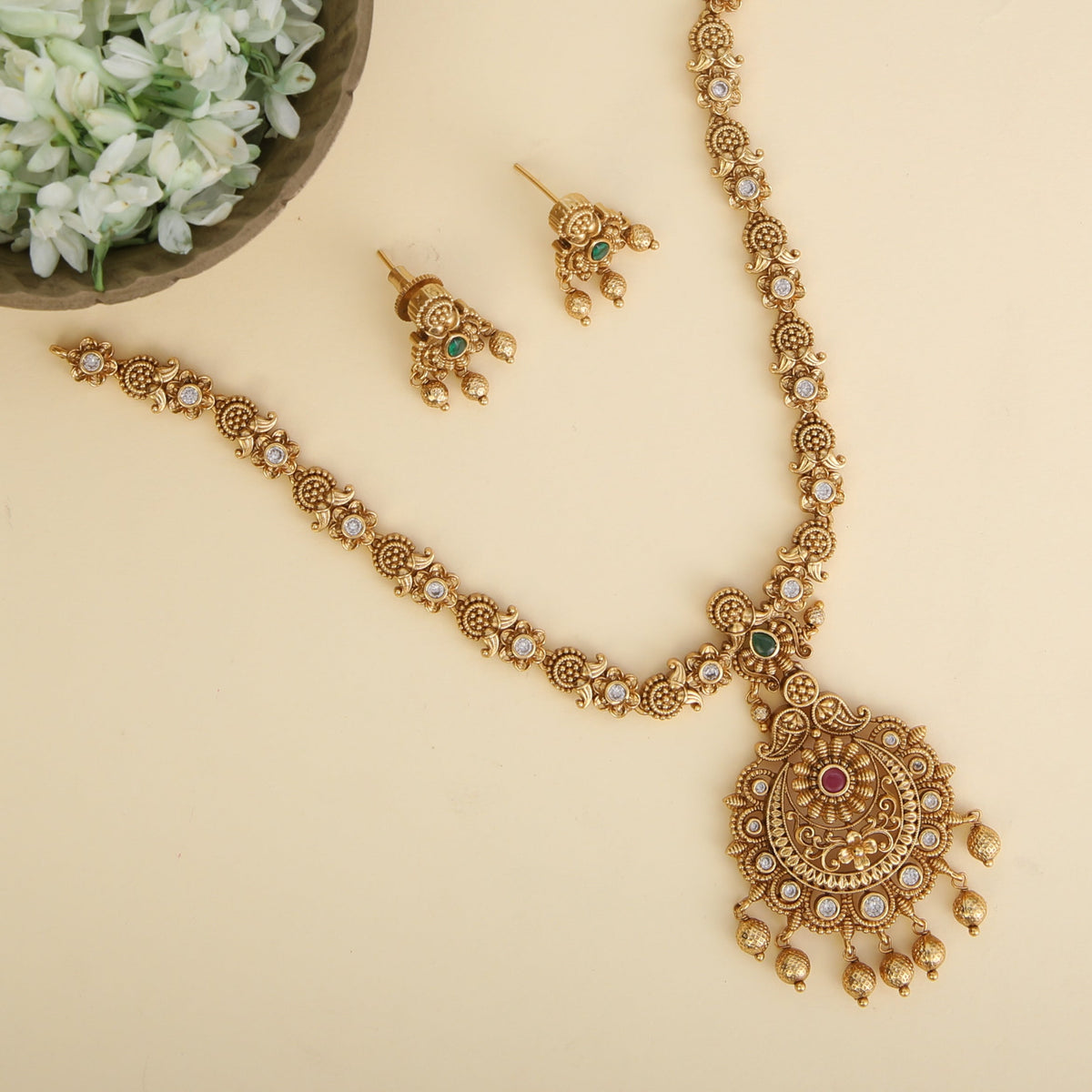 Ishira Antique Necklace Set