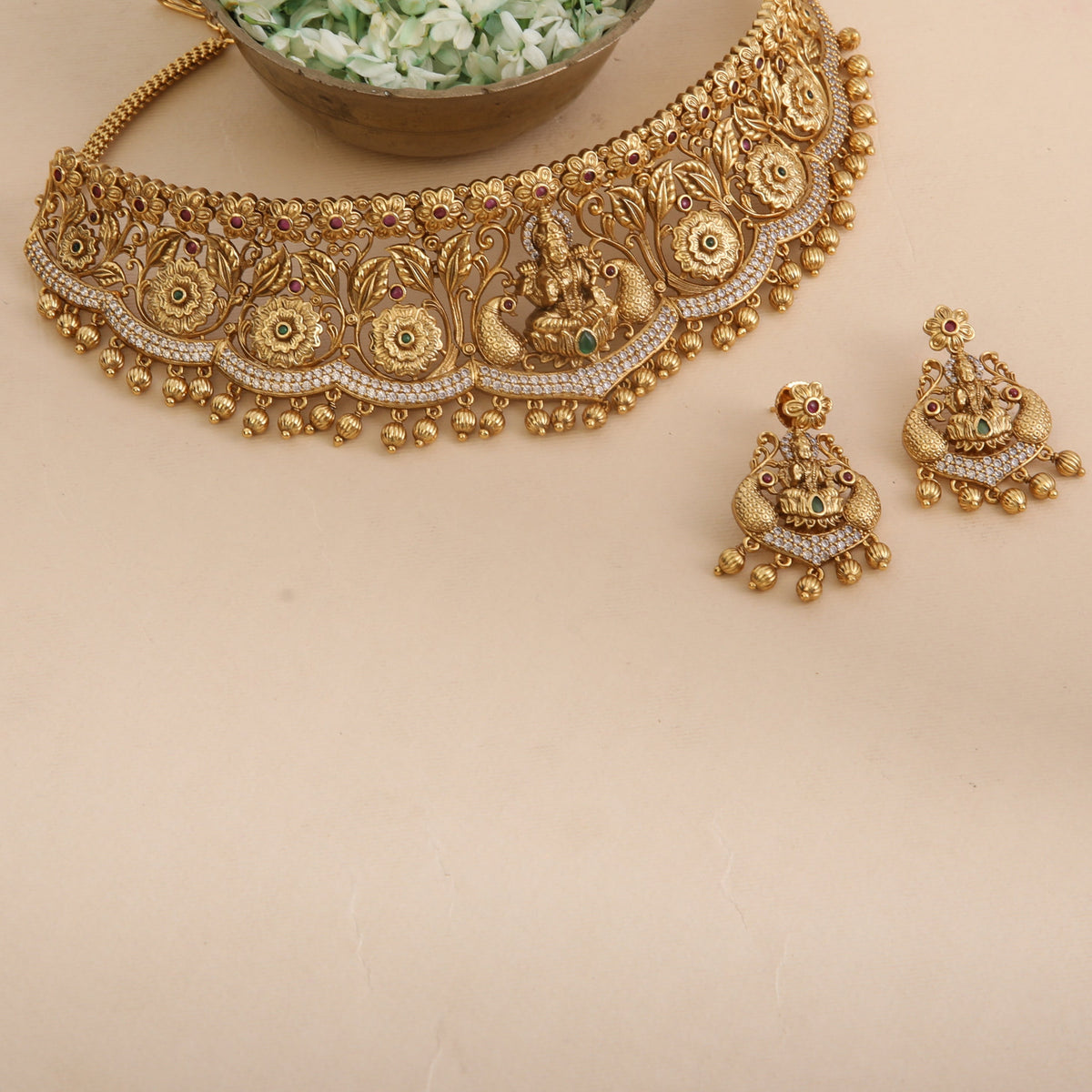 Charumati Antique Choker Set