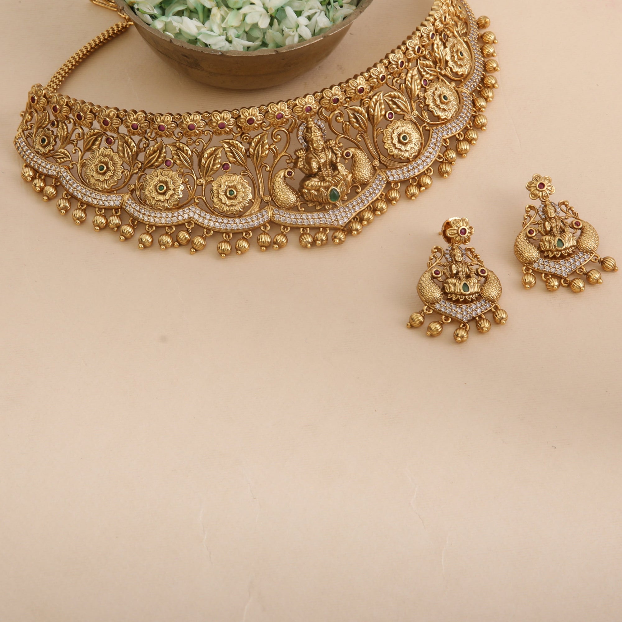 Charumati Antique Choker Set