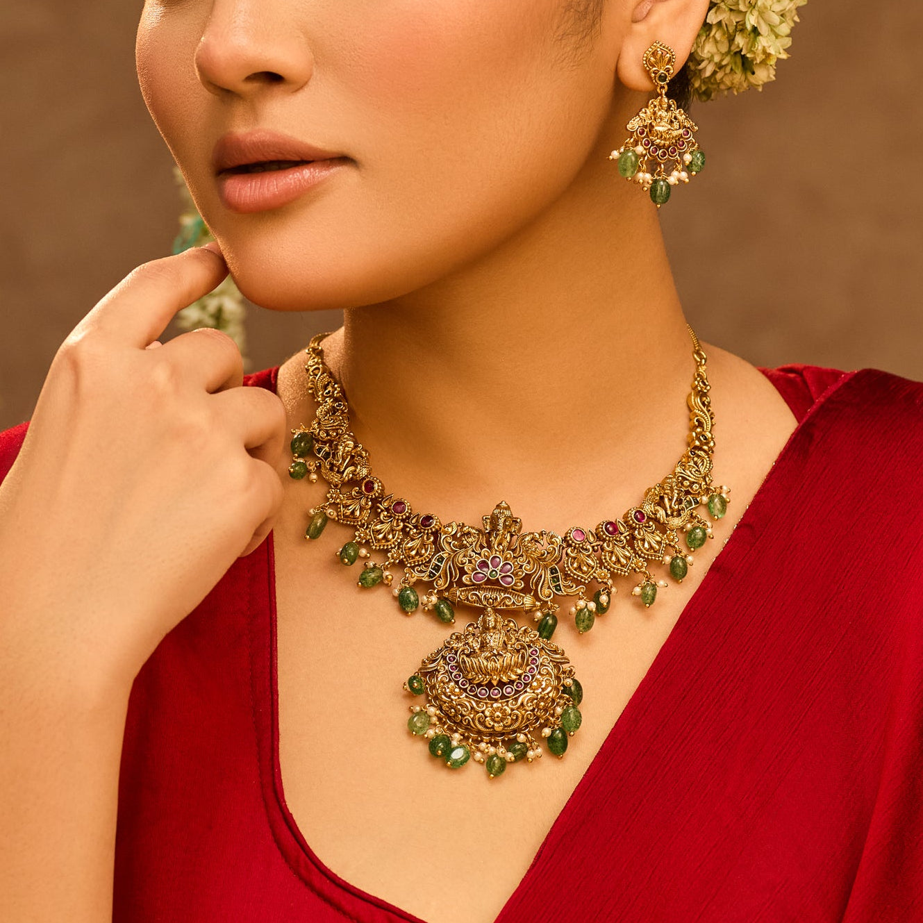 Hridika Antique Necklace Set