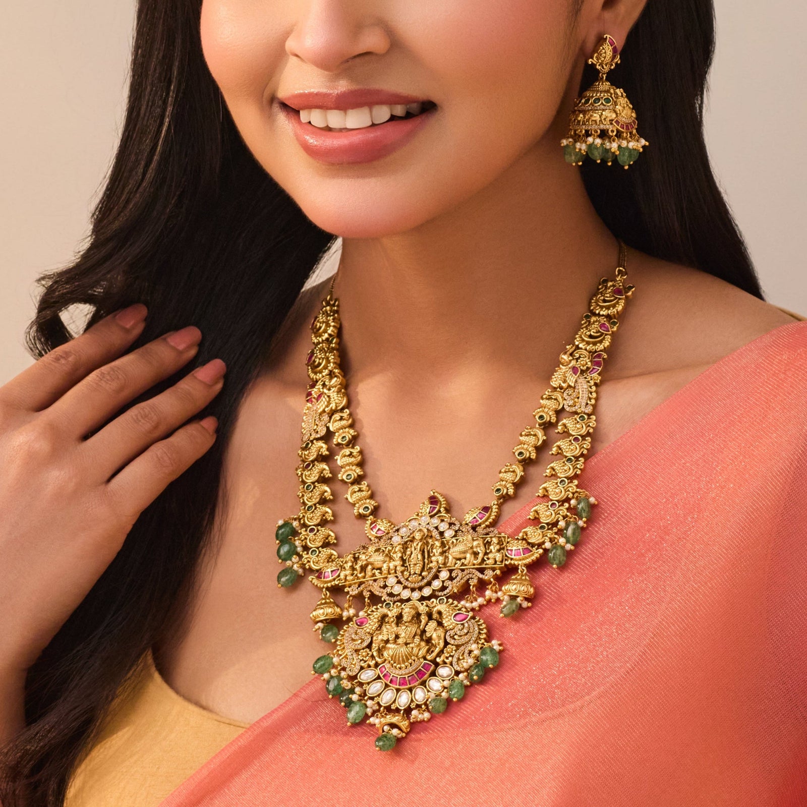 Nisha Antique Necklace Set