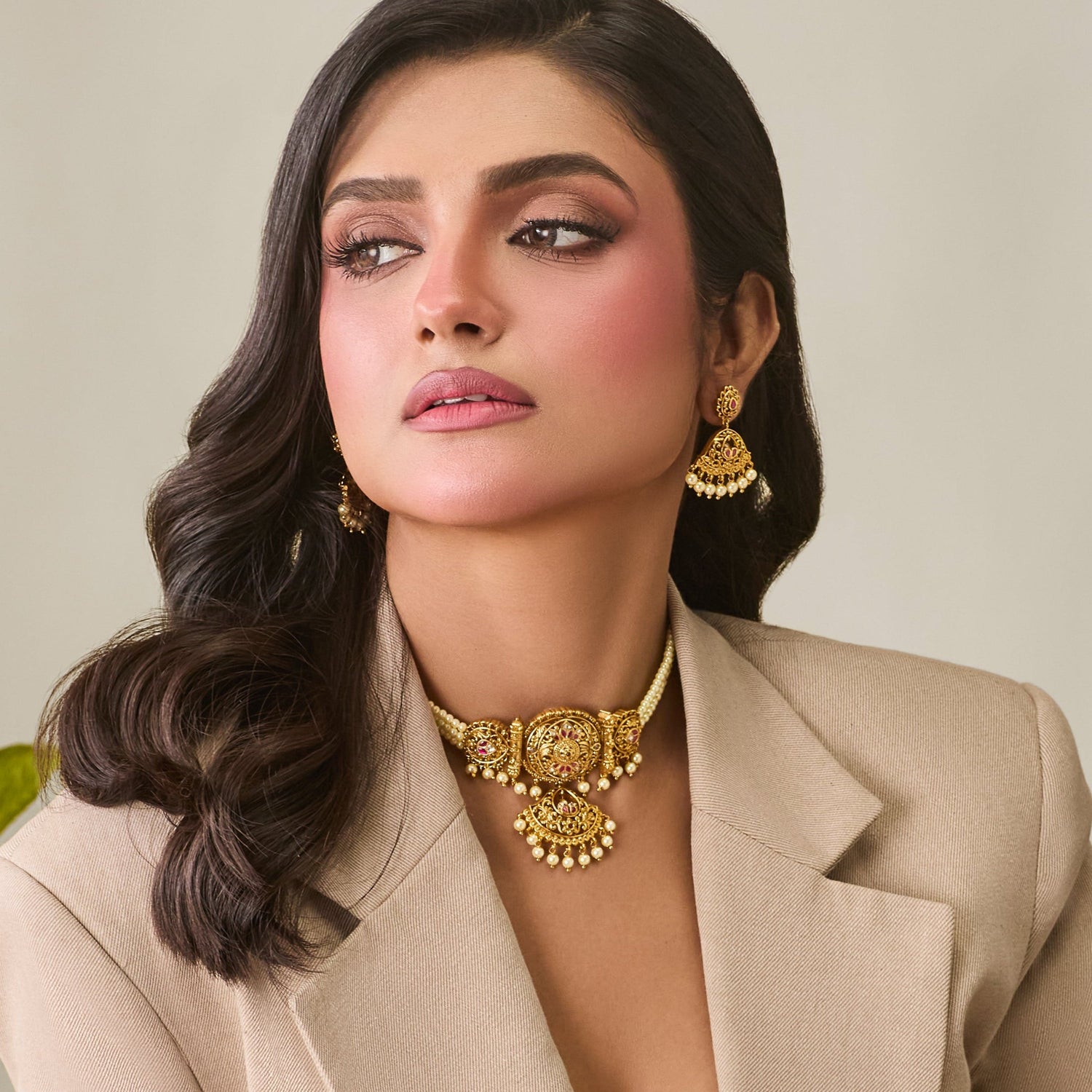 Saanvi Antique Choker Set