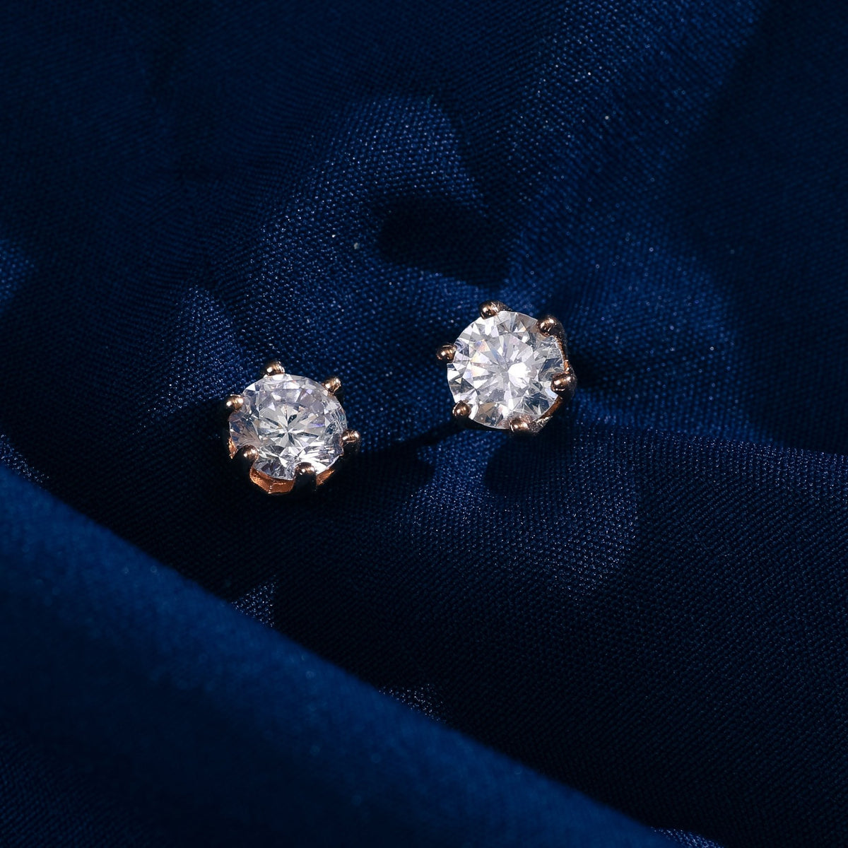 Classic Round CZ  Solitaire 925 Silver Stud Earrings