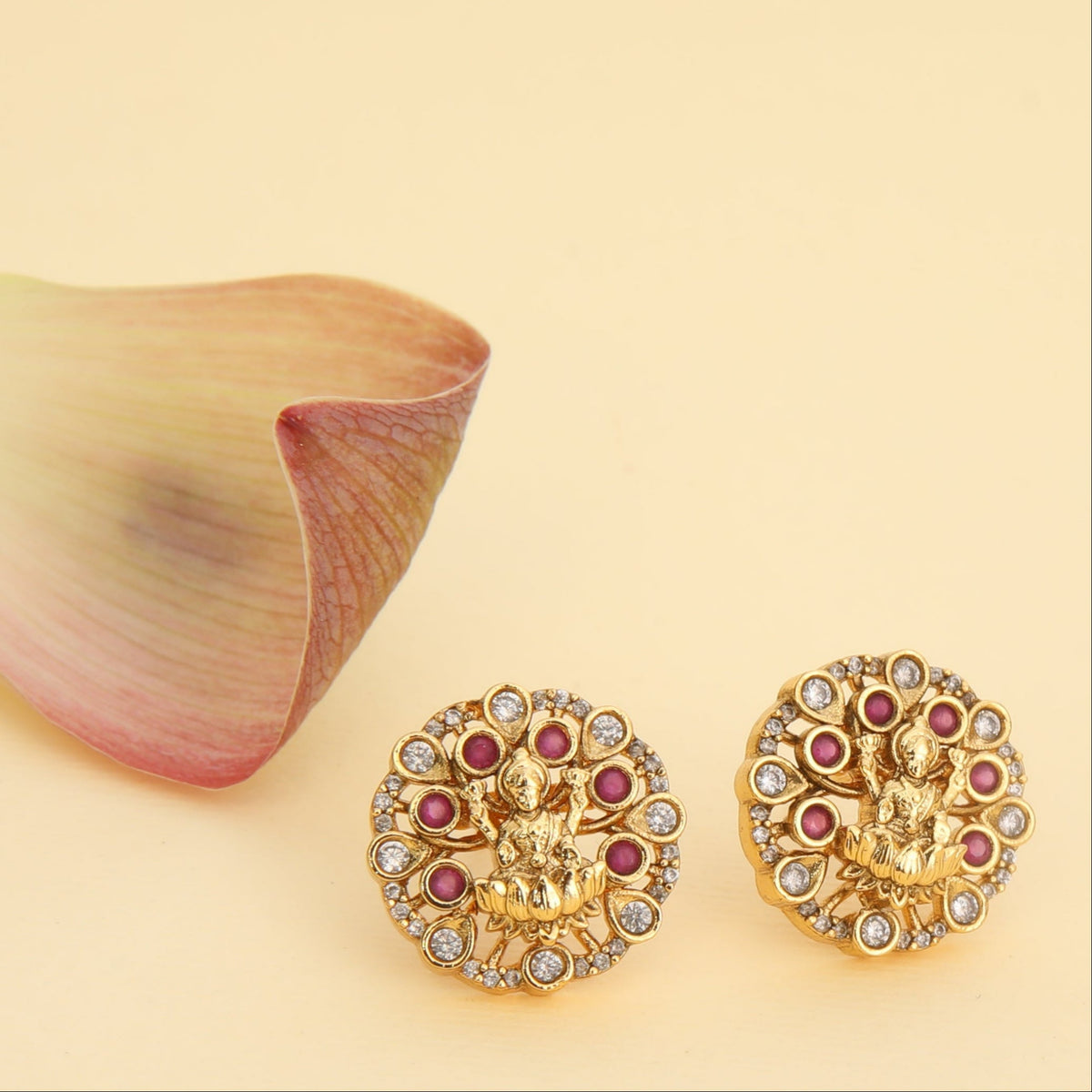 Pranavi Antique Kempu Stud Earrings