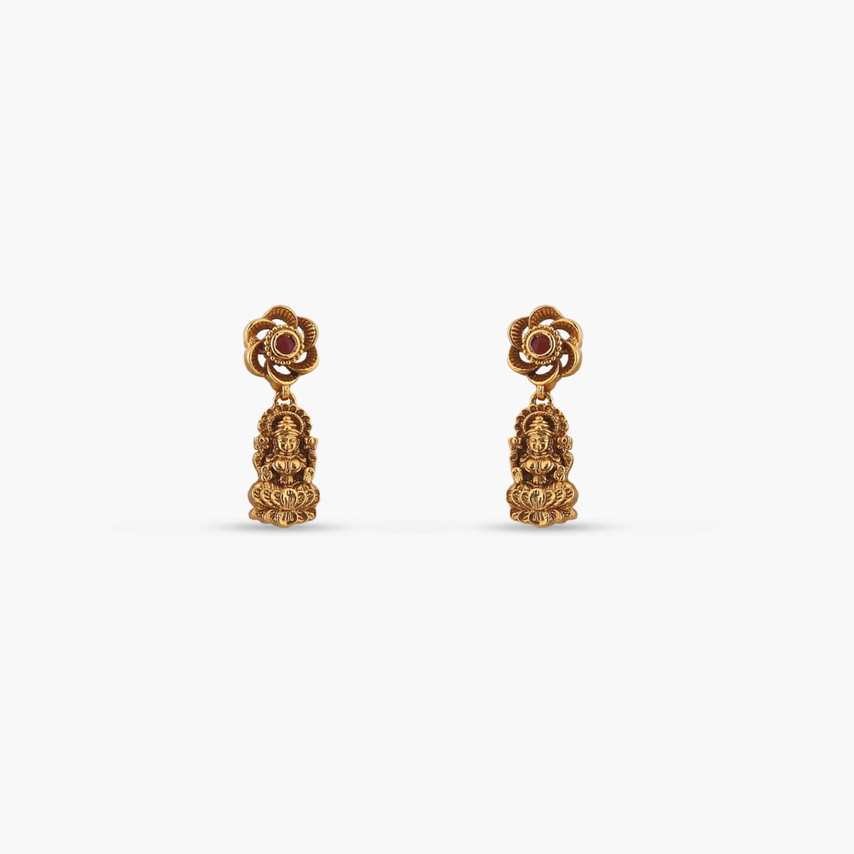 Aarshika Antique Pendant Set
