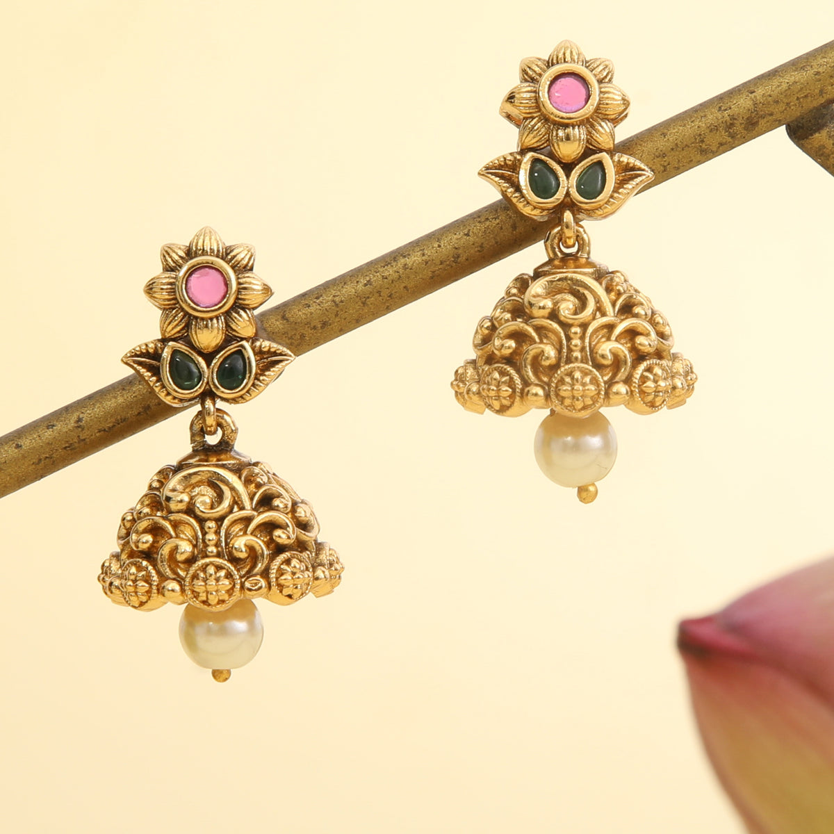 Pragya Red Green Antique Necklace Set