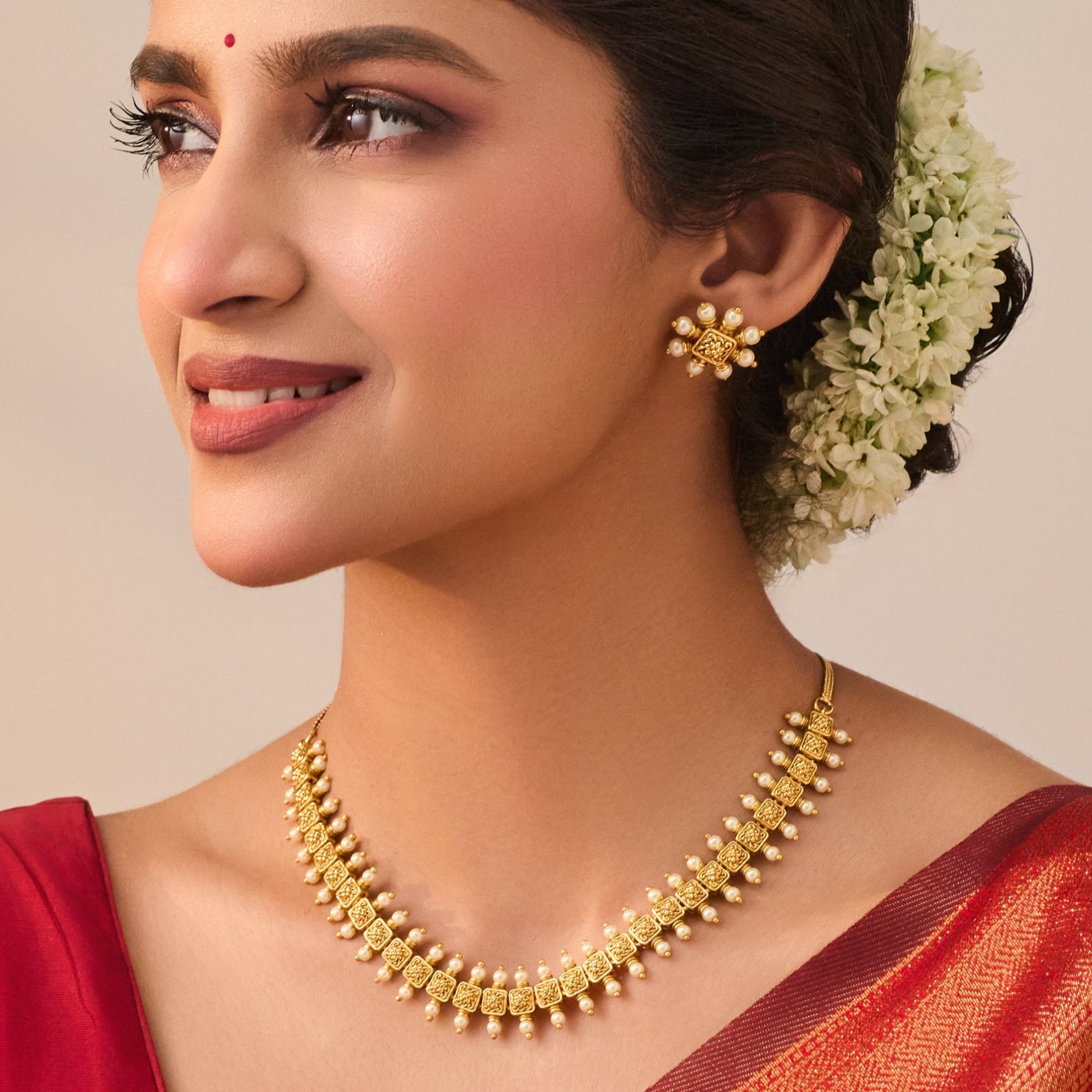 Aarna Antique Necklace Set