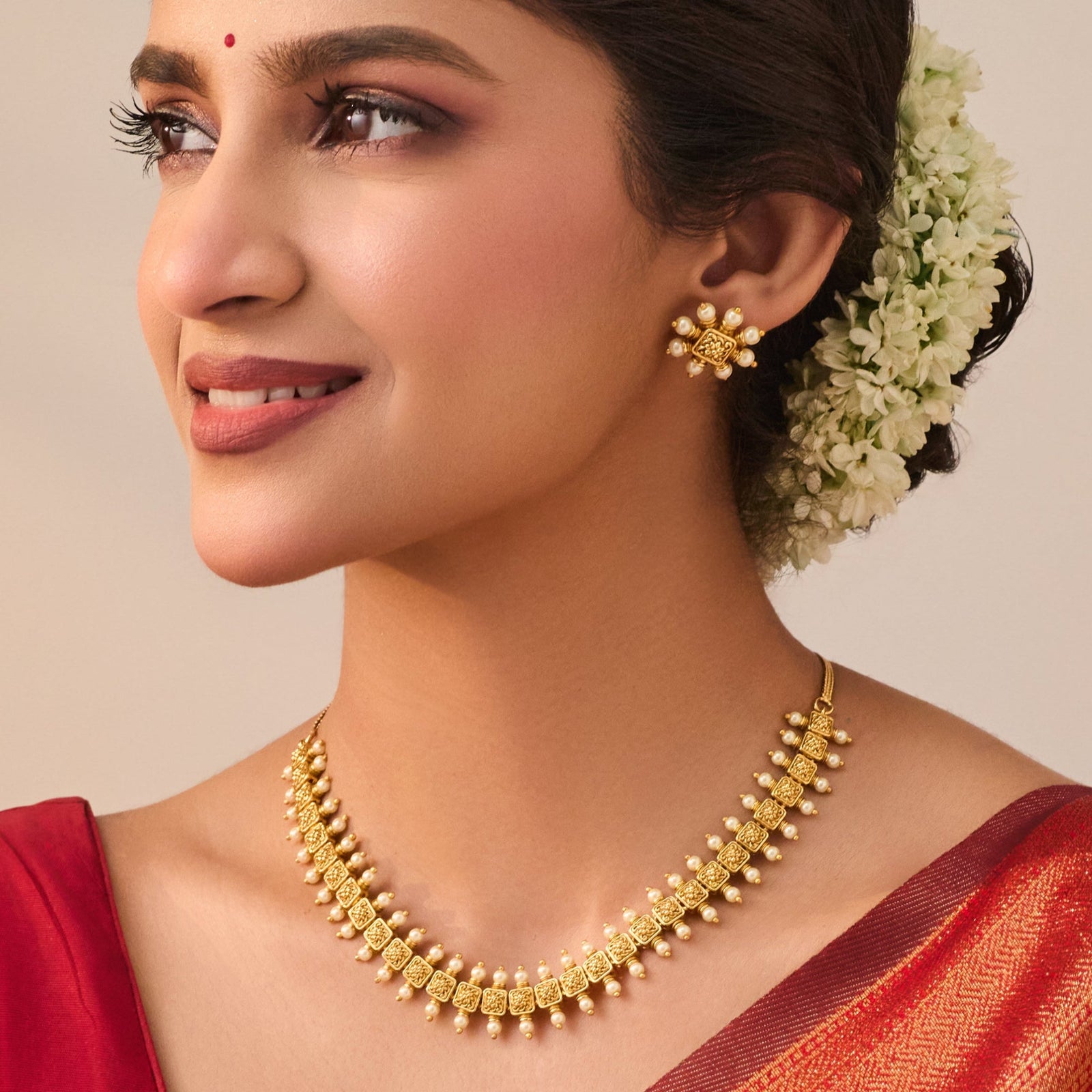 Aarna Antique Necklace Set