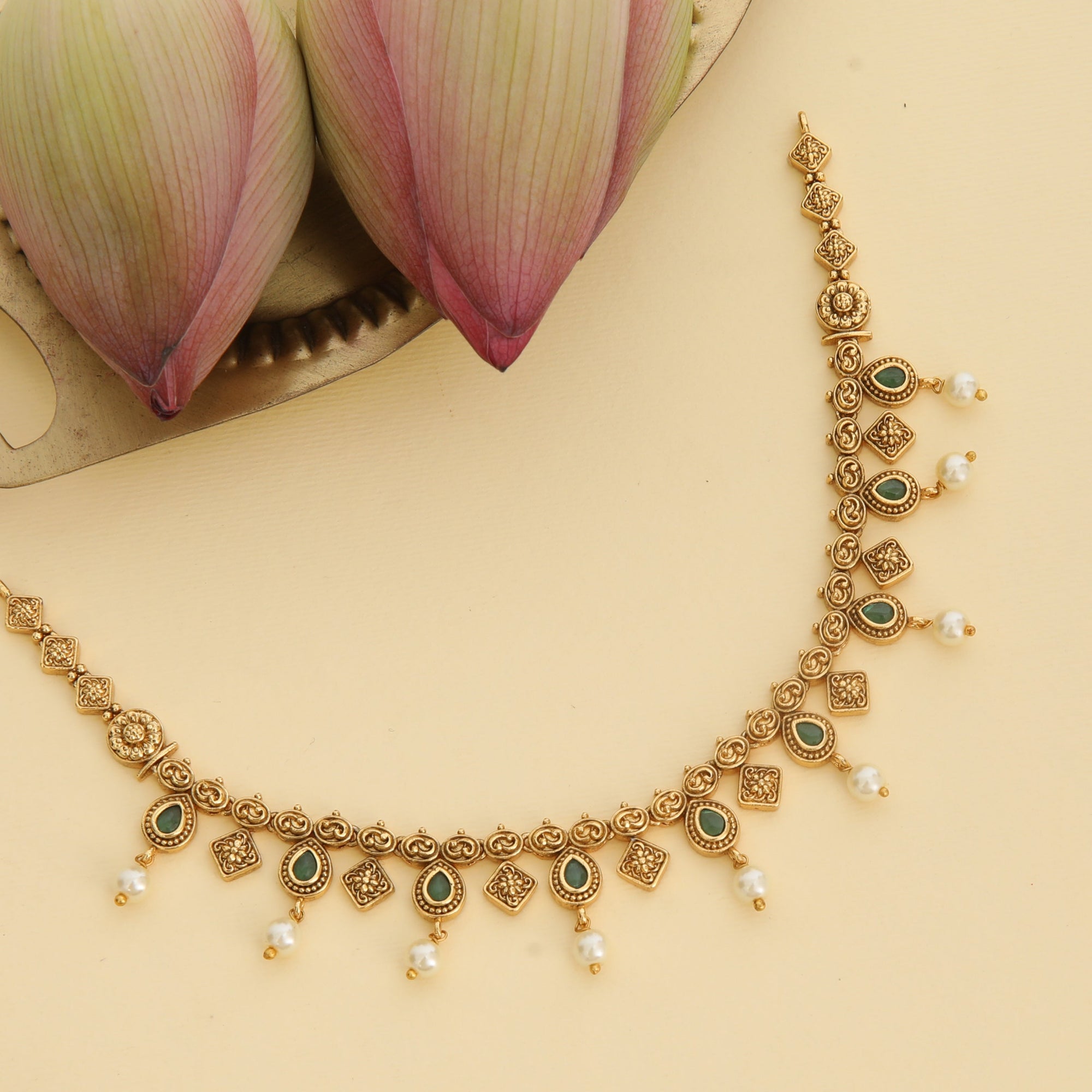 Avika Green Kempu Antique Necklace Set