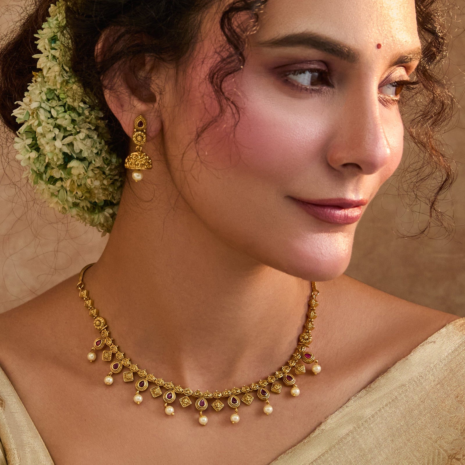 Avika Red Kempu Antique Necklace Set