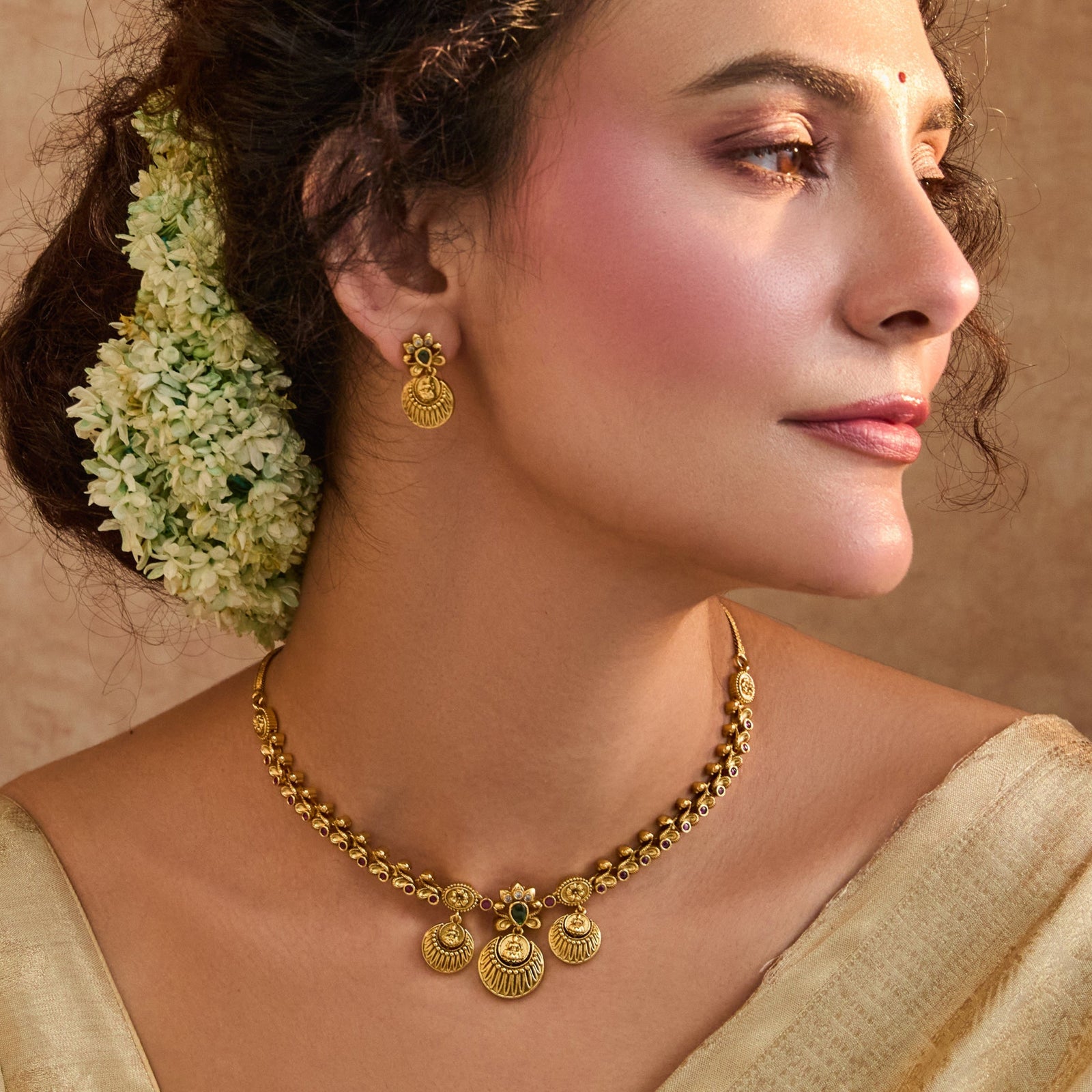 Haripriya Antique Red Green Kempu Necklace Set