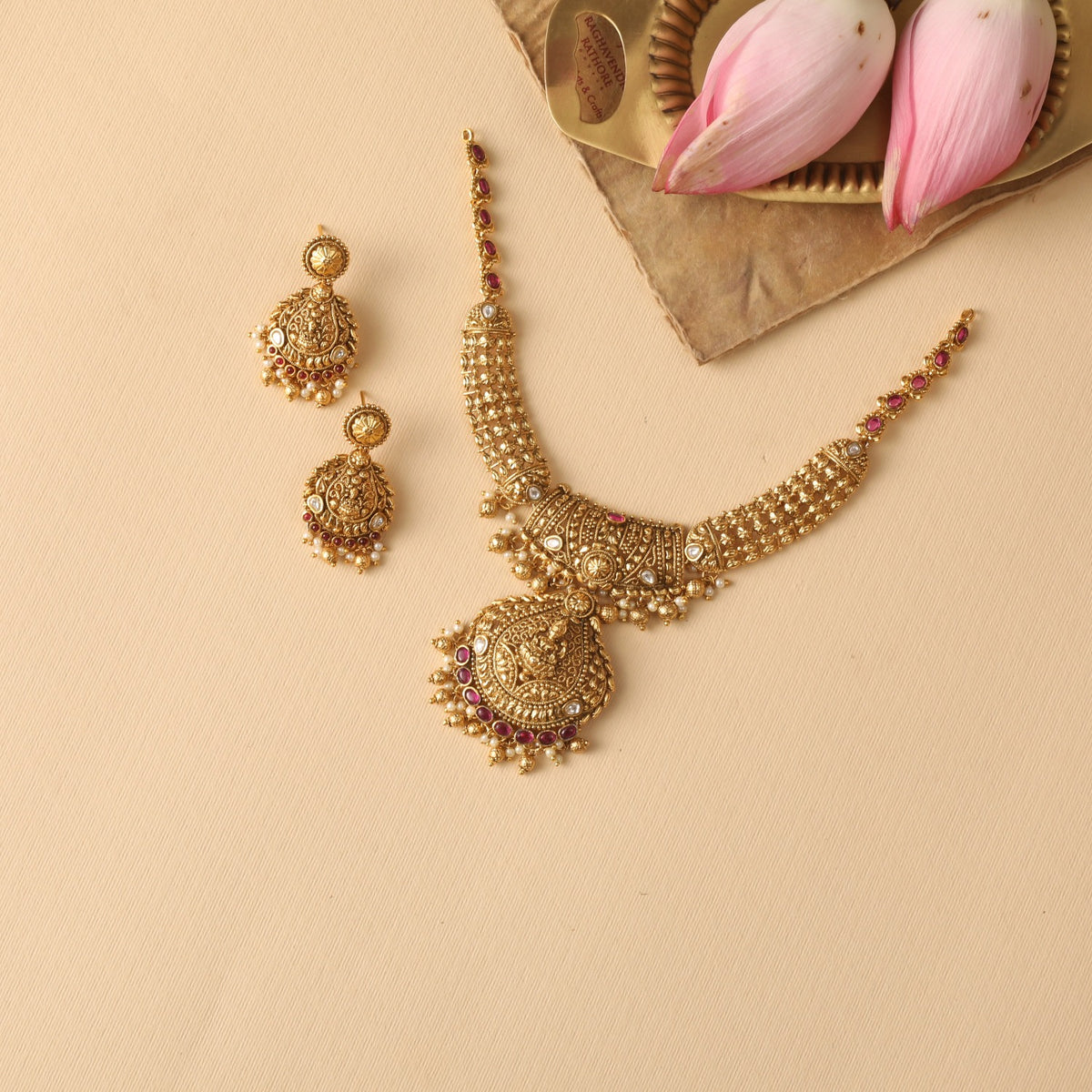 Pulina Antique Necklace Set