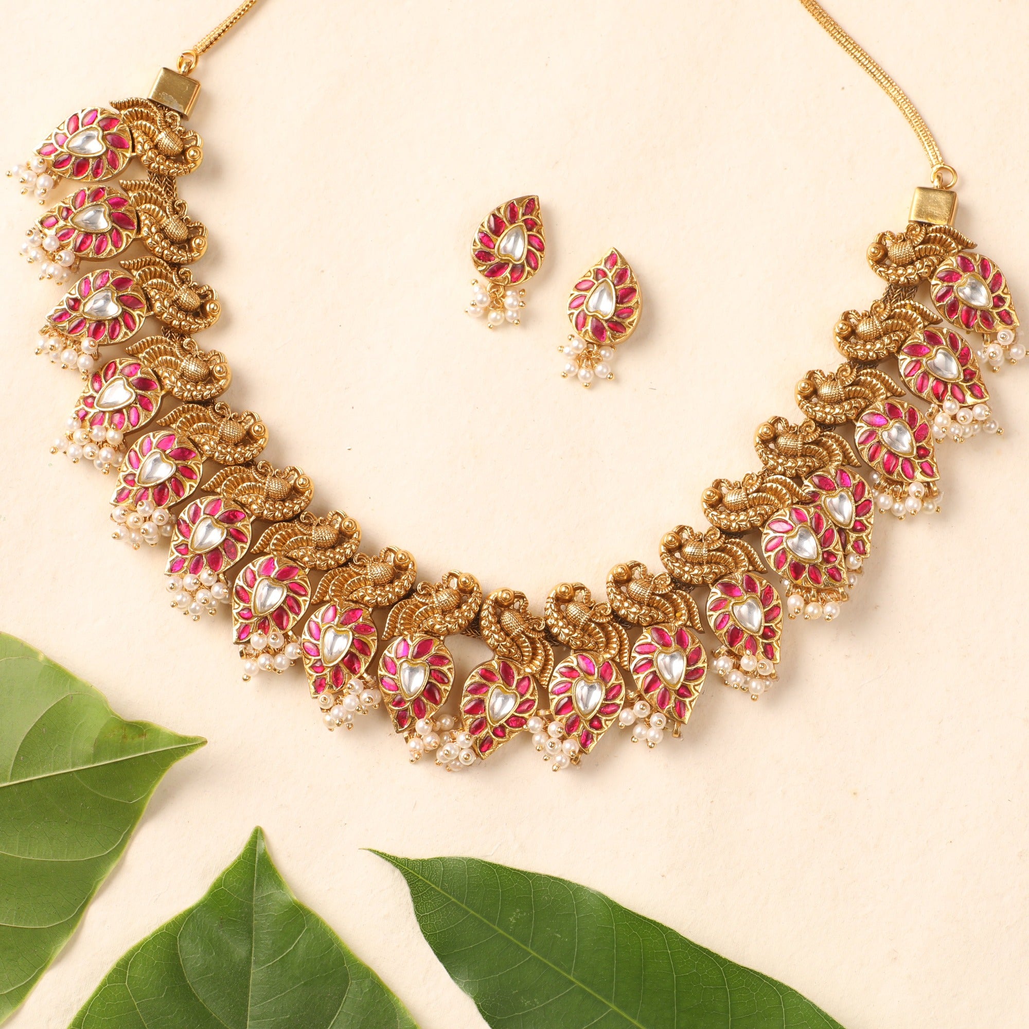Antique ruby necklace designs outlet