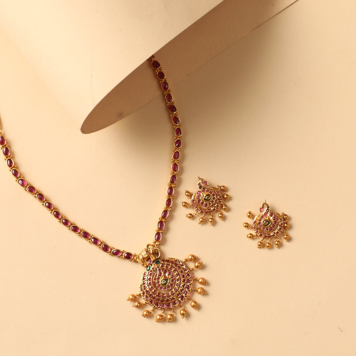 Aditri Floral elephant Antique Necklace Set