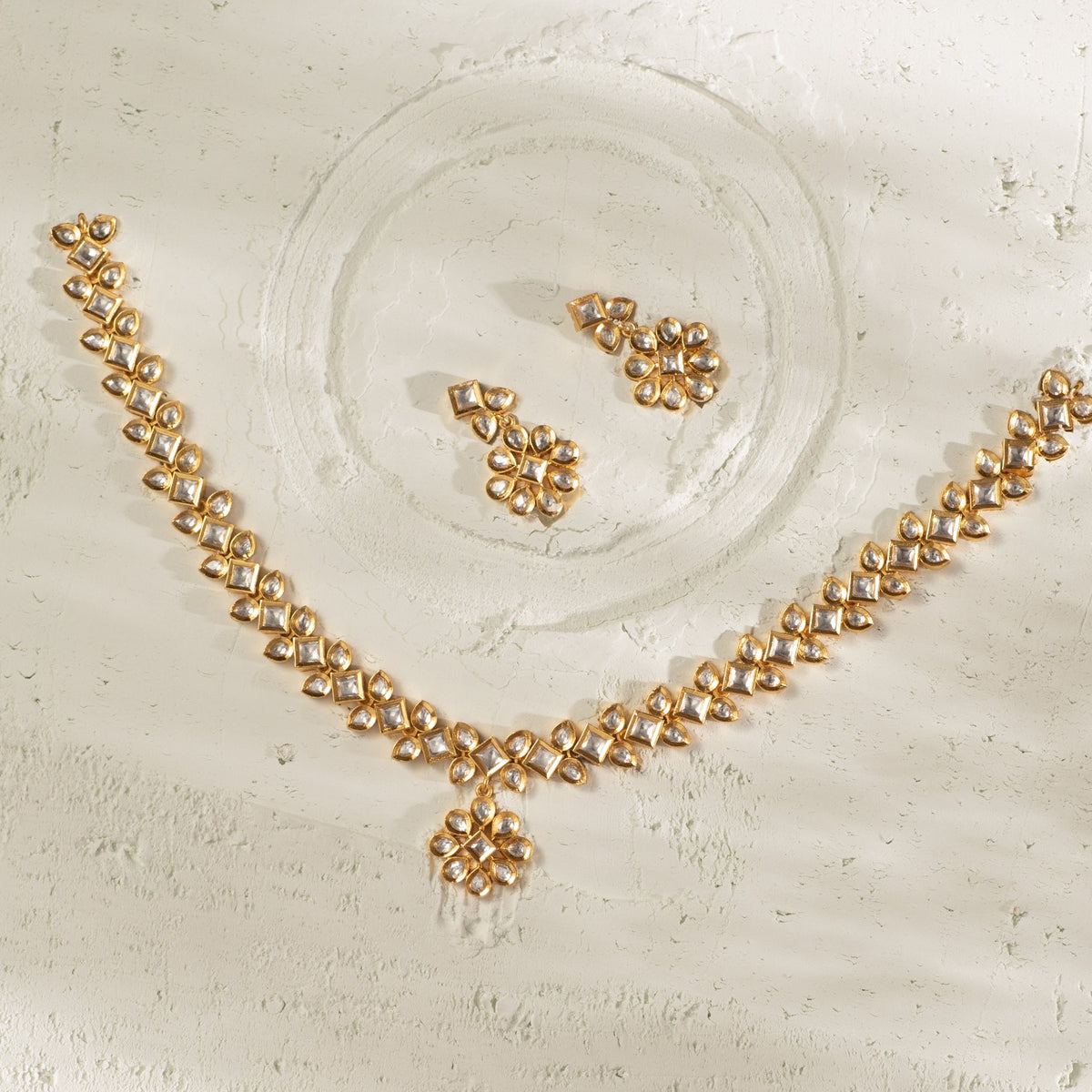 Khevana Kundan Necklace Set