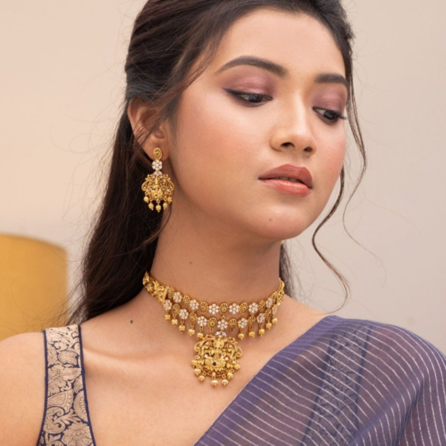 Floral Temple Antique Choker Set