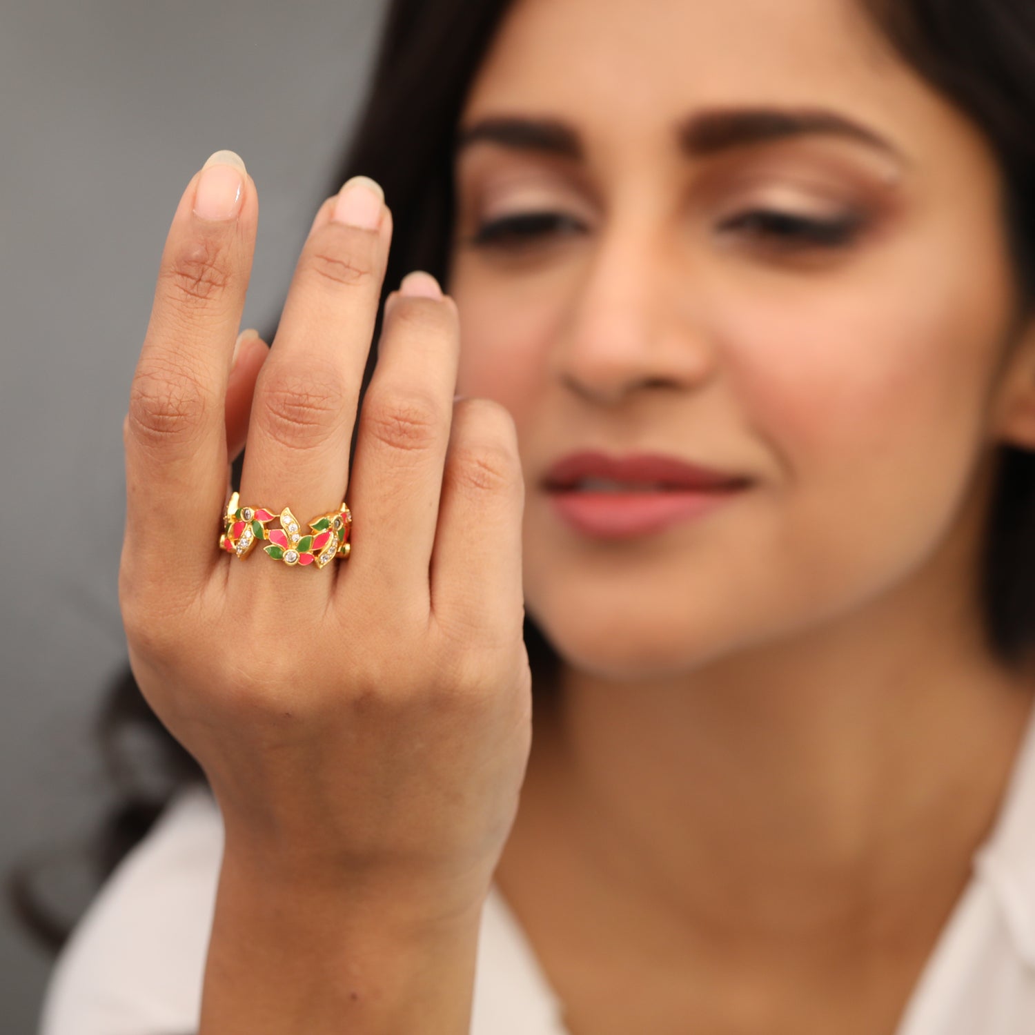 Pansy Floral CZ Band Style Finger Ring