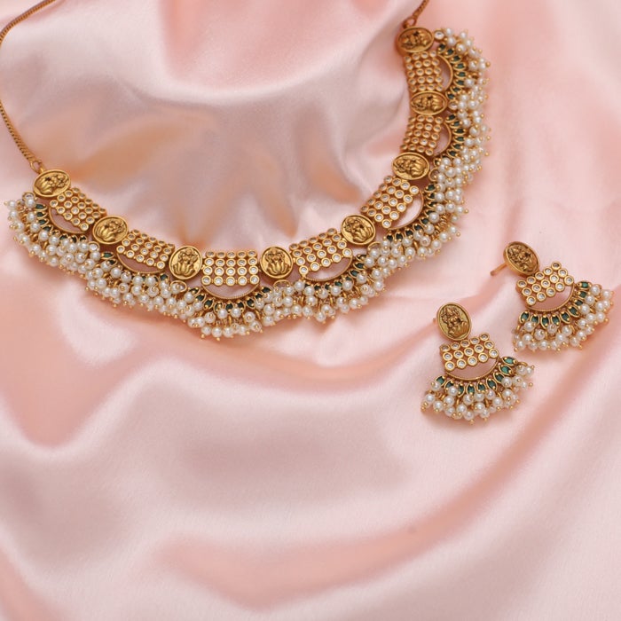 Aarya Antique Necklace Set