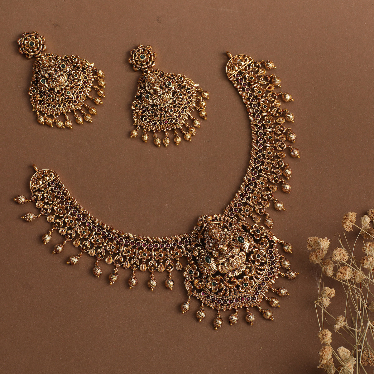 Bhagya Antique Necklace Set