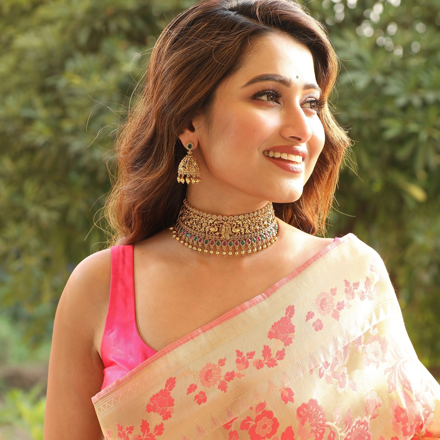 Choker with saree 2025
