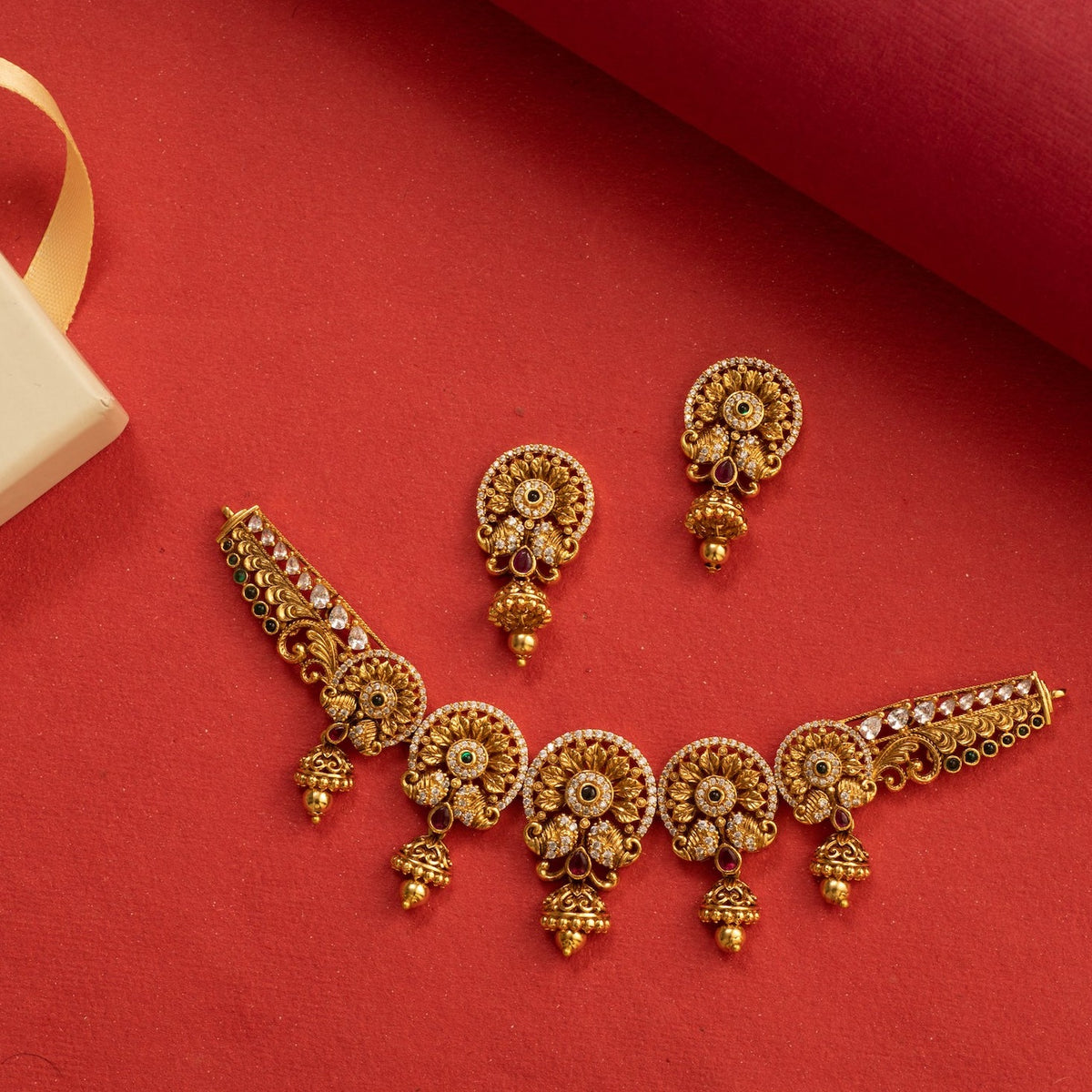 Shauri Antique Necklace Set